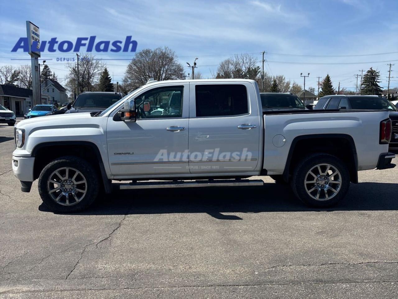 Used 2018 GMC Sierra 1500 DENALI 5.3L, CUIR, TOIT OUVRANT, AUDIO BOSE for sale in Saint-Hubert, QC