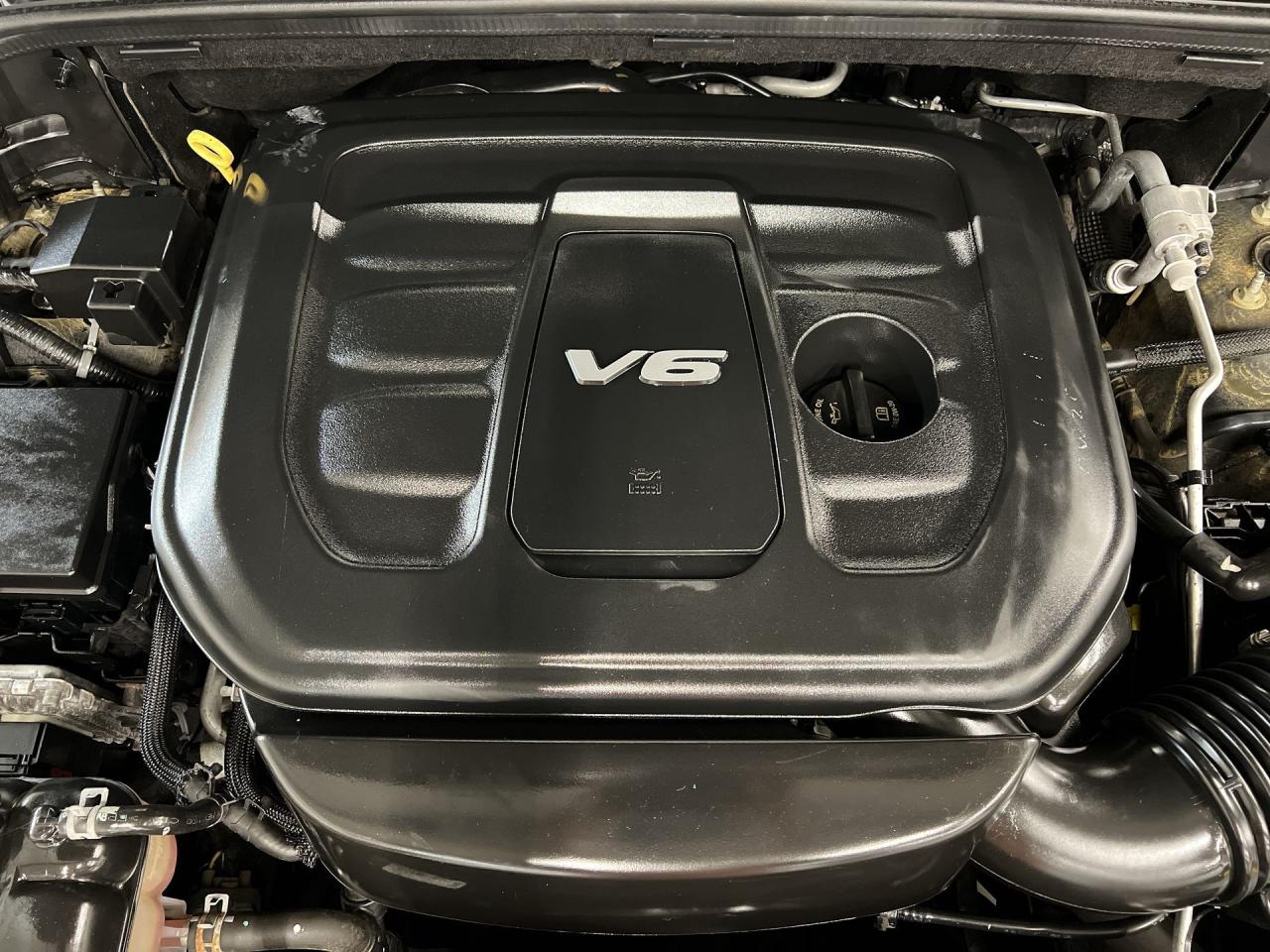 2017 Jeep Grand Cherokee 75TH ANNIVERSARY 4X4|SUNROOF|HTD SEATS|18IN ALLOYS Photo