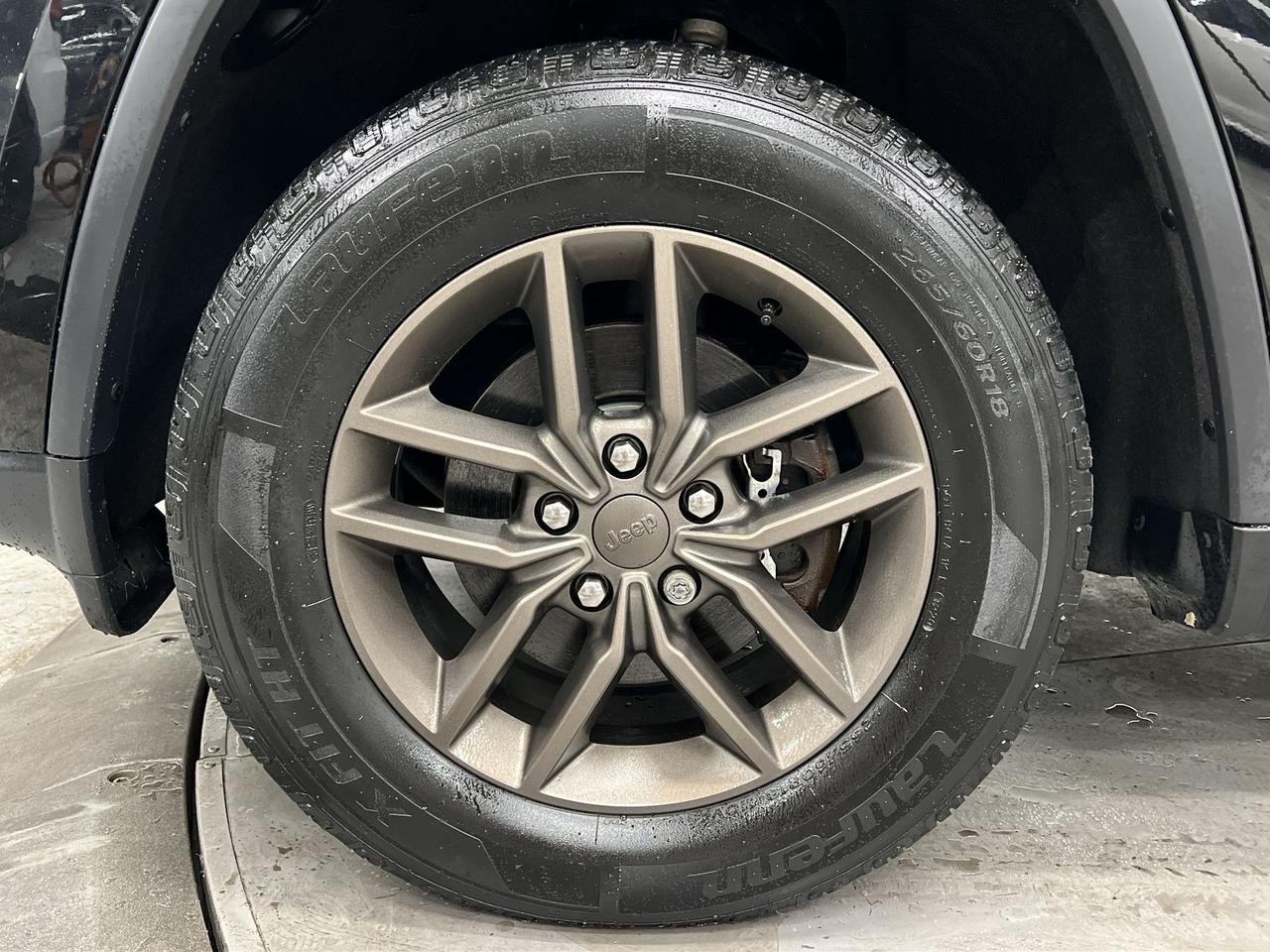 2017 Jeep Grand Cherokee 75TH ANNIVERSARY 4X4|SUNROOF|HTD SEATS|18IN ALLOYS Photo