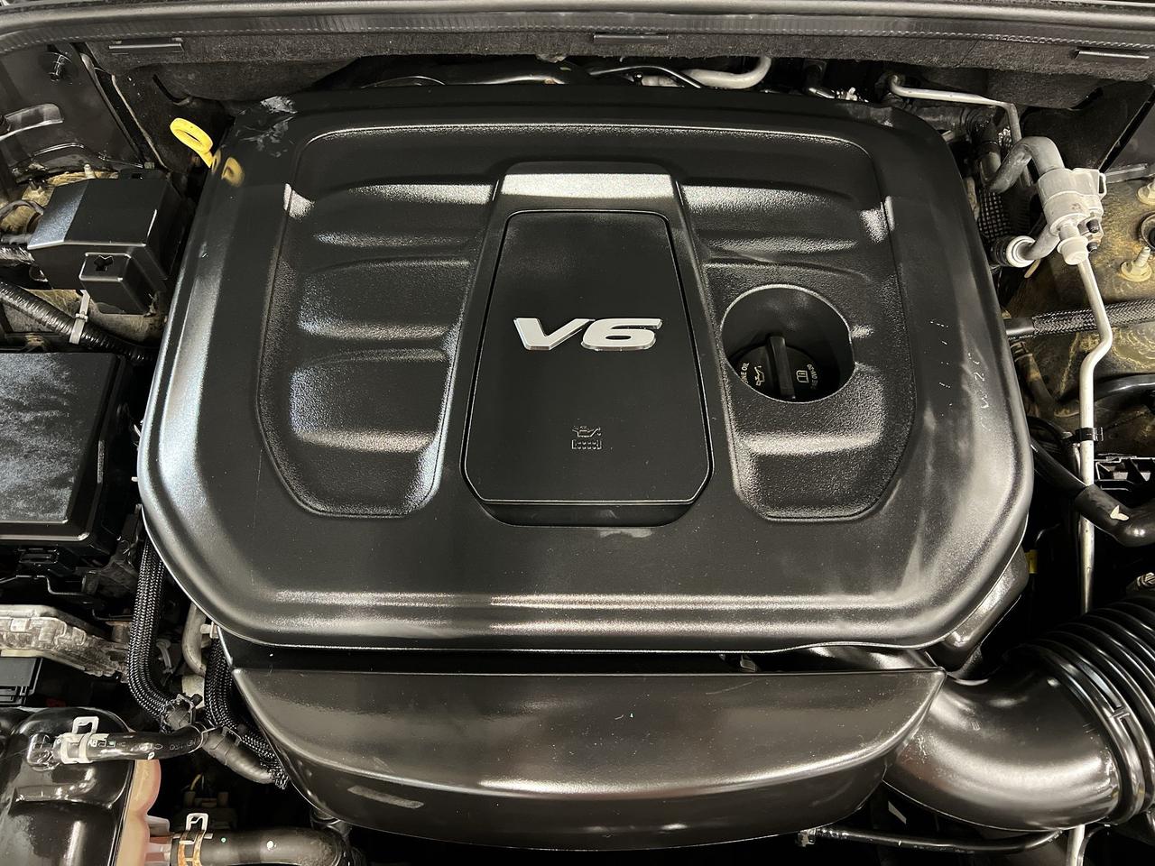 2017 Jeep Grand Cherokee 75TH ANNIVERSARY 4X4|SUNROOF|HTD SEATS|18IN ALLOYS Photo