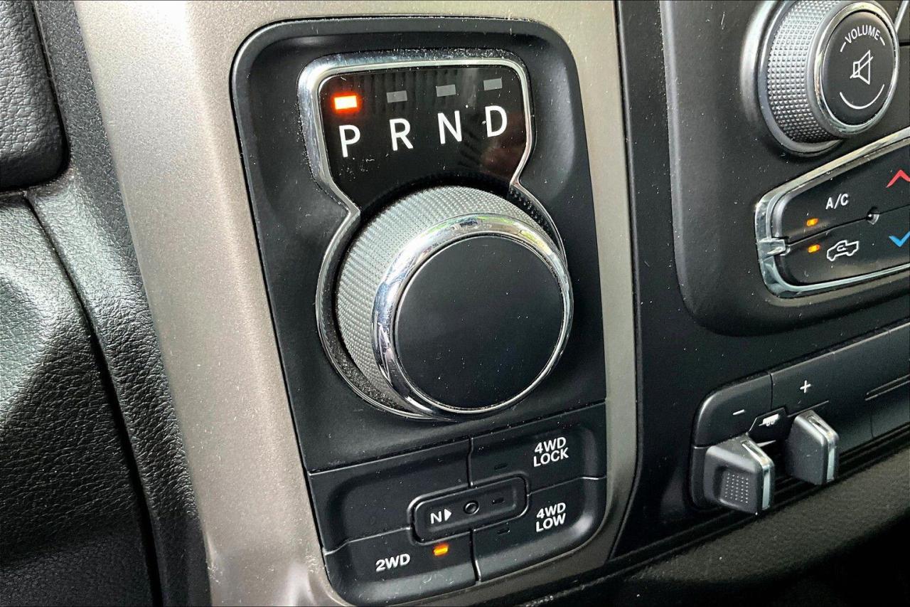 12616351