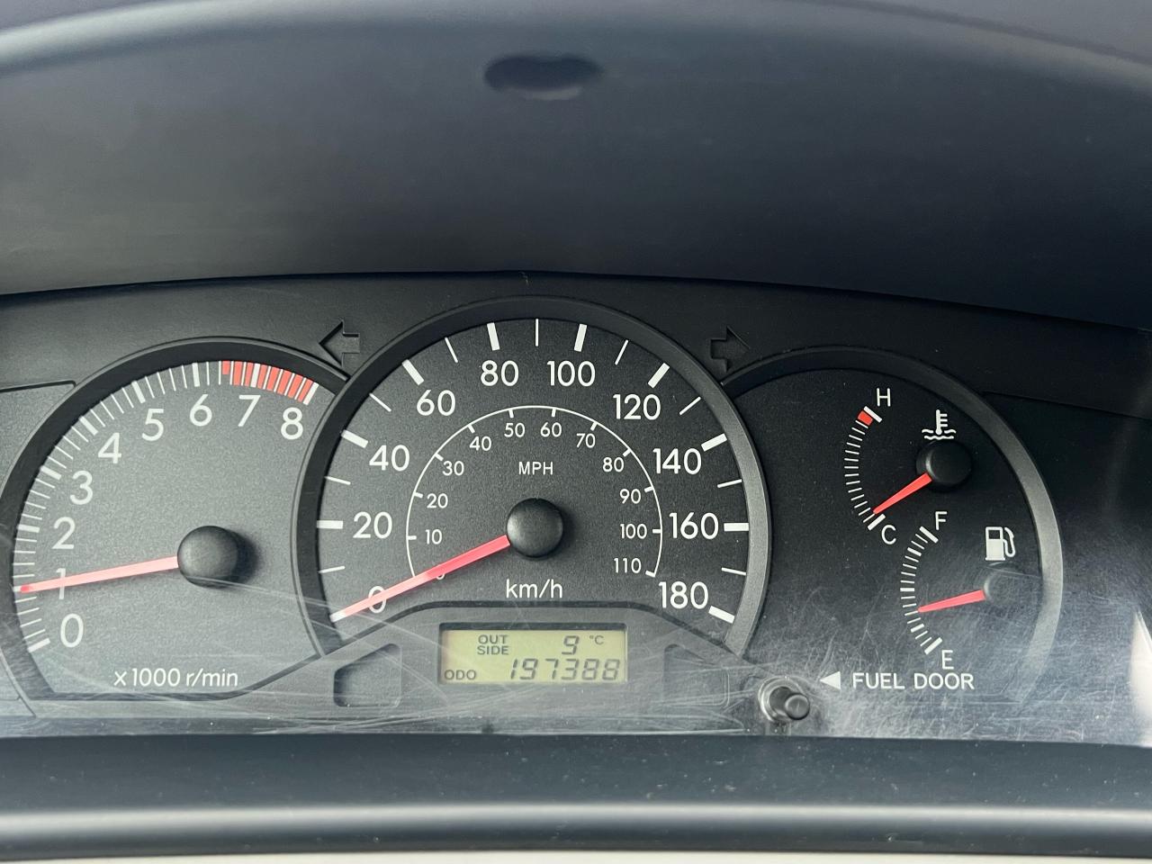 2005 Toyota Corolla CE - Photo #9