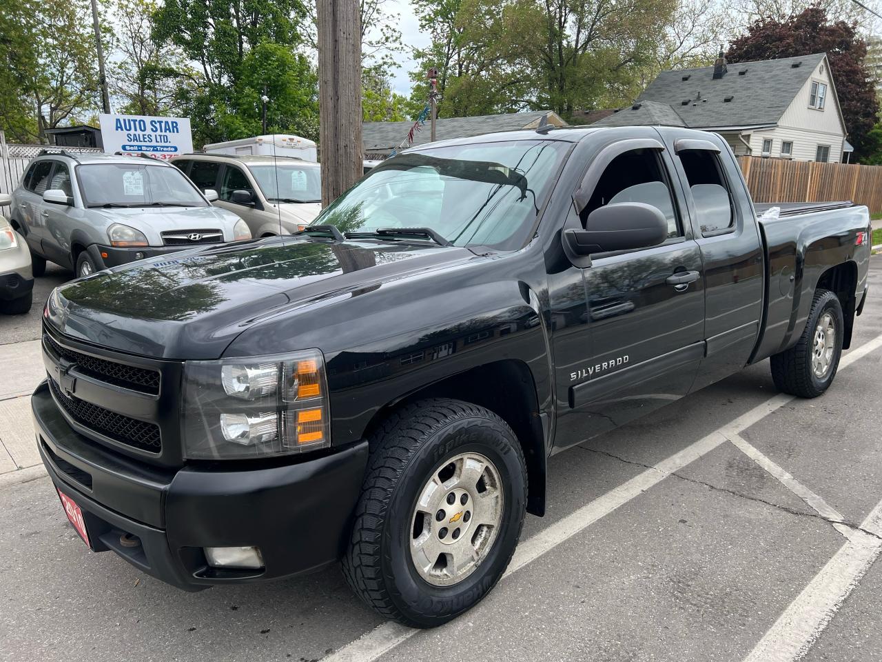 Used 2010 Chevrolet Silverado 1500 LT for sale in Hamilton, ON
