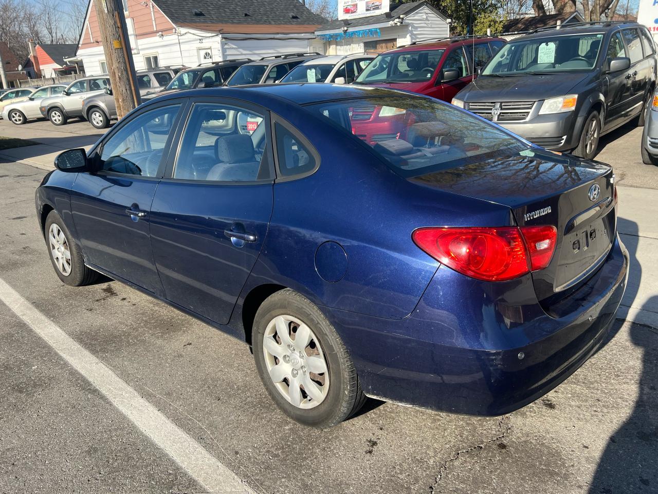 2009 Hyundai Elantra GL - Photo #6