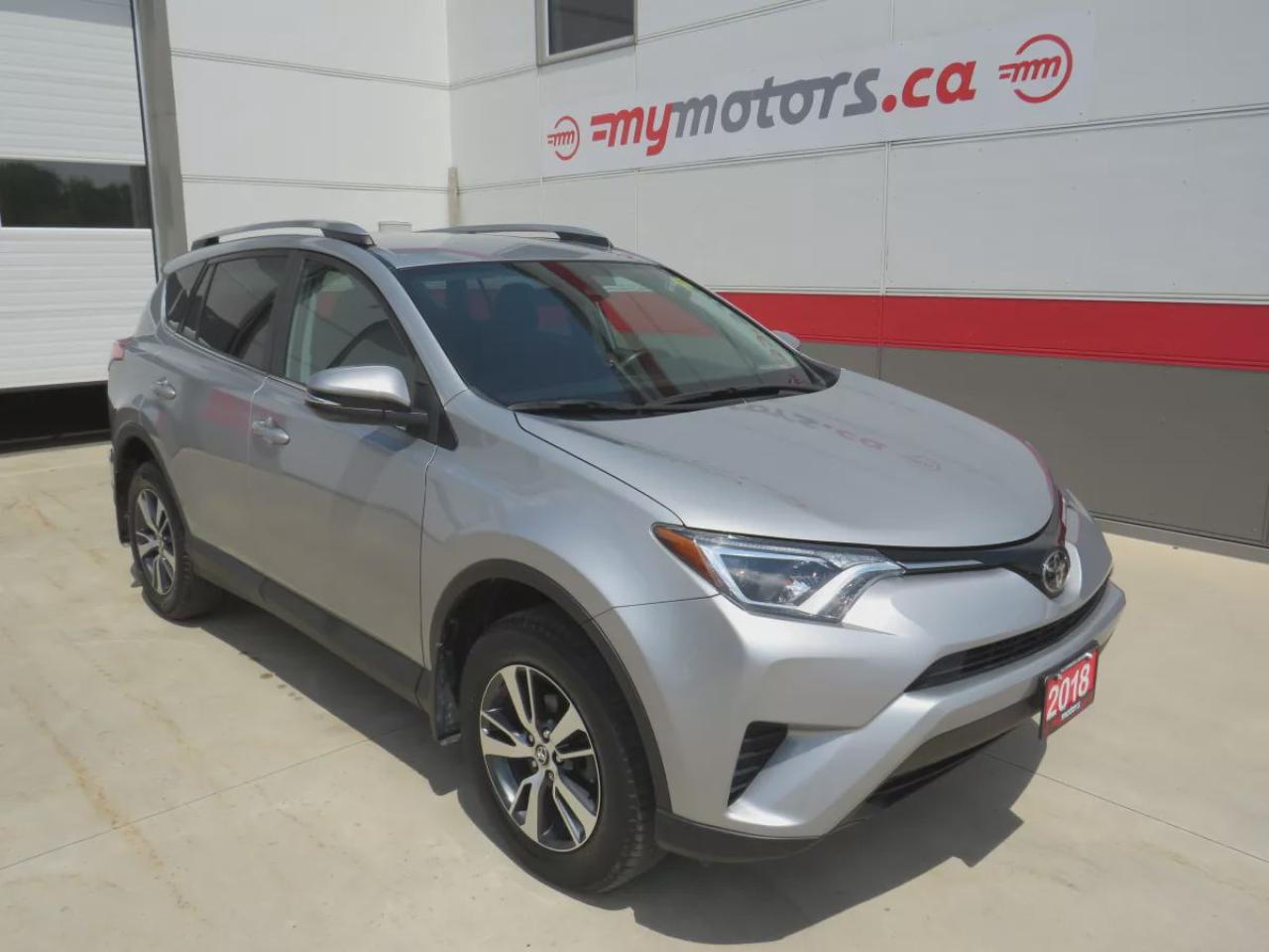 Used 2018 Toyota RAV4 LE (**CLEAN TITLE/NO ACCIDENTS!!**SAFETY/CETIFIED!**AWD**ALLOY RIMS**HEATED SEATS**LANE ASSIST**ECO MODE**REVERSE CAMERA**CD PLAYER**DIGITAL TOUCHSCREEN**BLUETOOTH**CRUISE CONTROL**USB/AUX**) for sale in Tillsonburg, ON