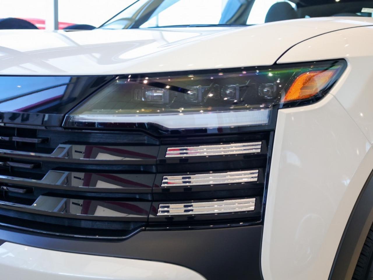 2026 Nissan Kicks SV AWD  - Heated Seats Photo4