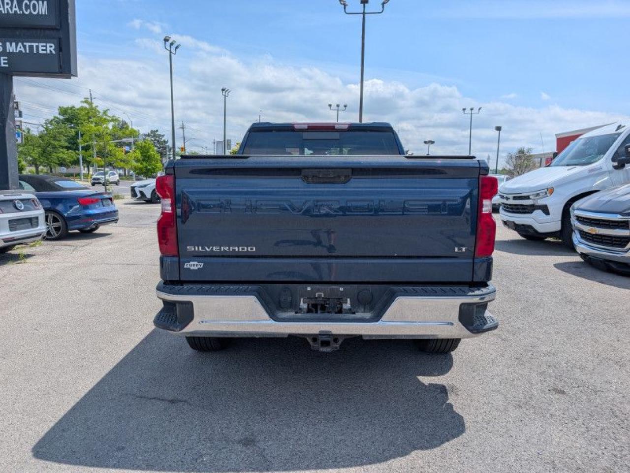 2023 Chevrolet Silverado 1500 LT  **LOW KMS - LEATH PKG** Photo3