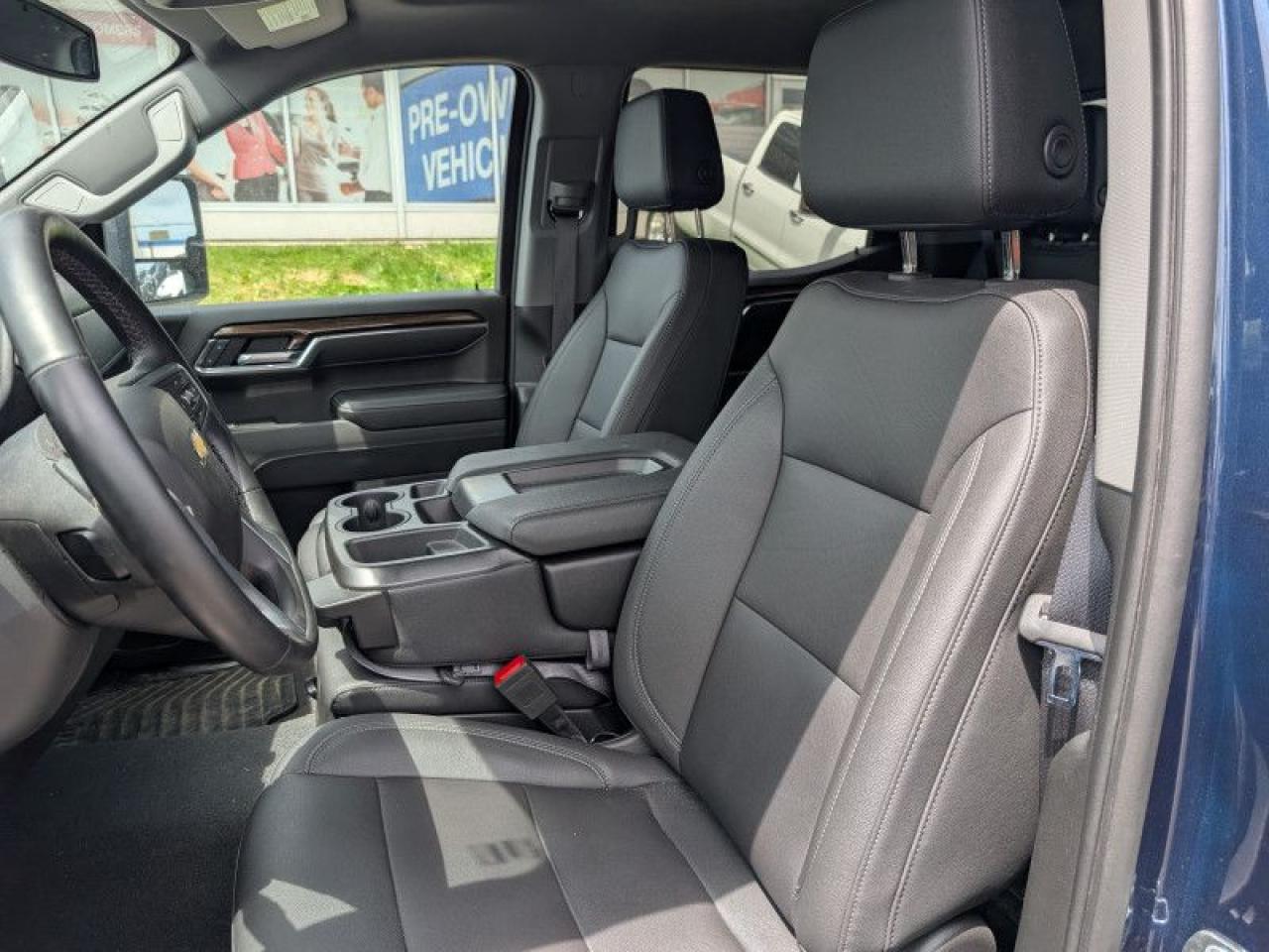2023 Chevrolet Silverado 1500 LT  **LOW KMS - LEATH PKG** Photo