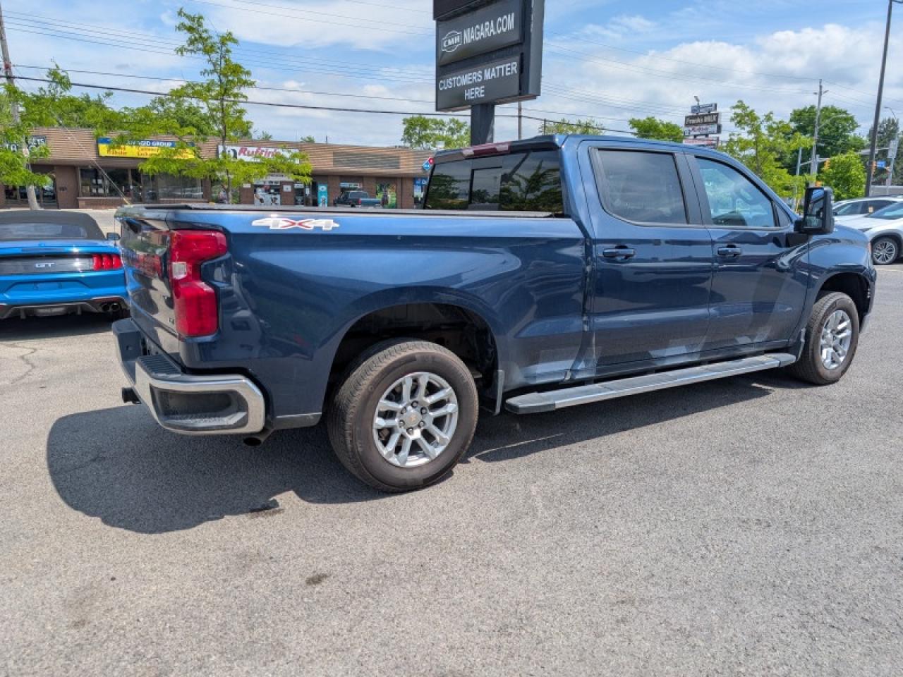 2023 Chevrolet Silverado 1500 LT  **LOW KMS - LEATH PKG** Photo4