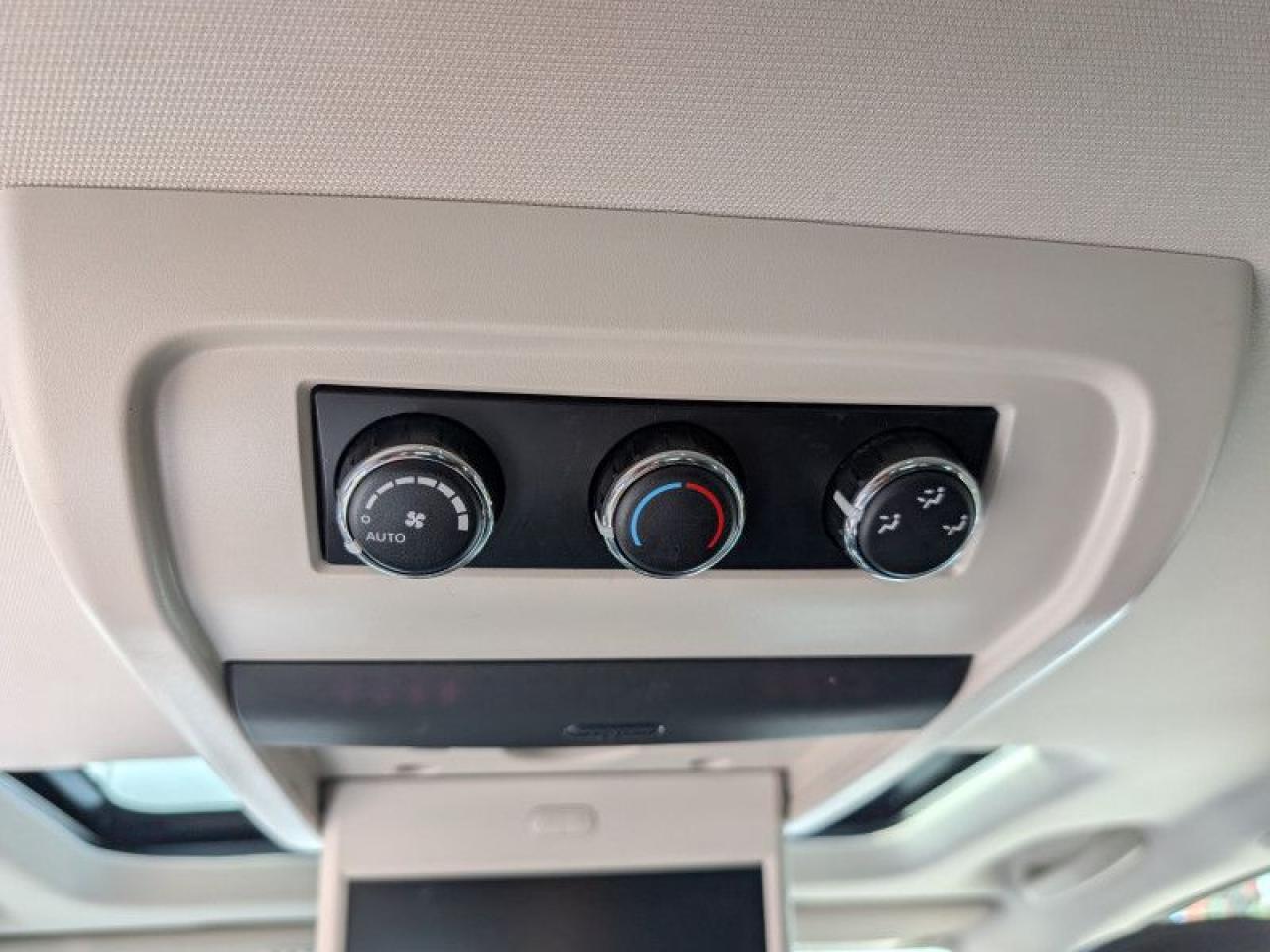 2017 Dodge Journey R/T  **REAR SEAT VIDEO GROUP - SUNROOF** Photo
