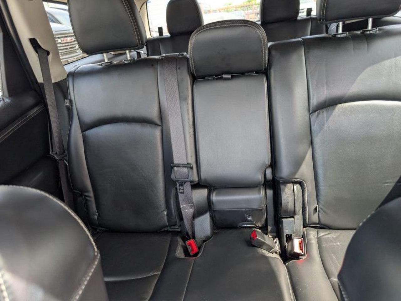 2017 Dodge Journey R/T  **REAR SEAT VIDEO GROUP - SUNROOF** Photo