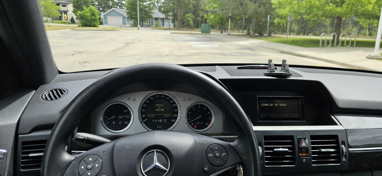 2011 Mercedes-Benz GLK-Class GLK350 4MATIC - Photo #19