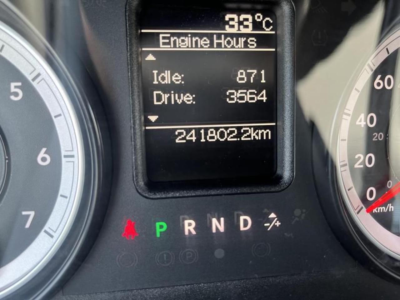 12616899