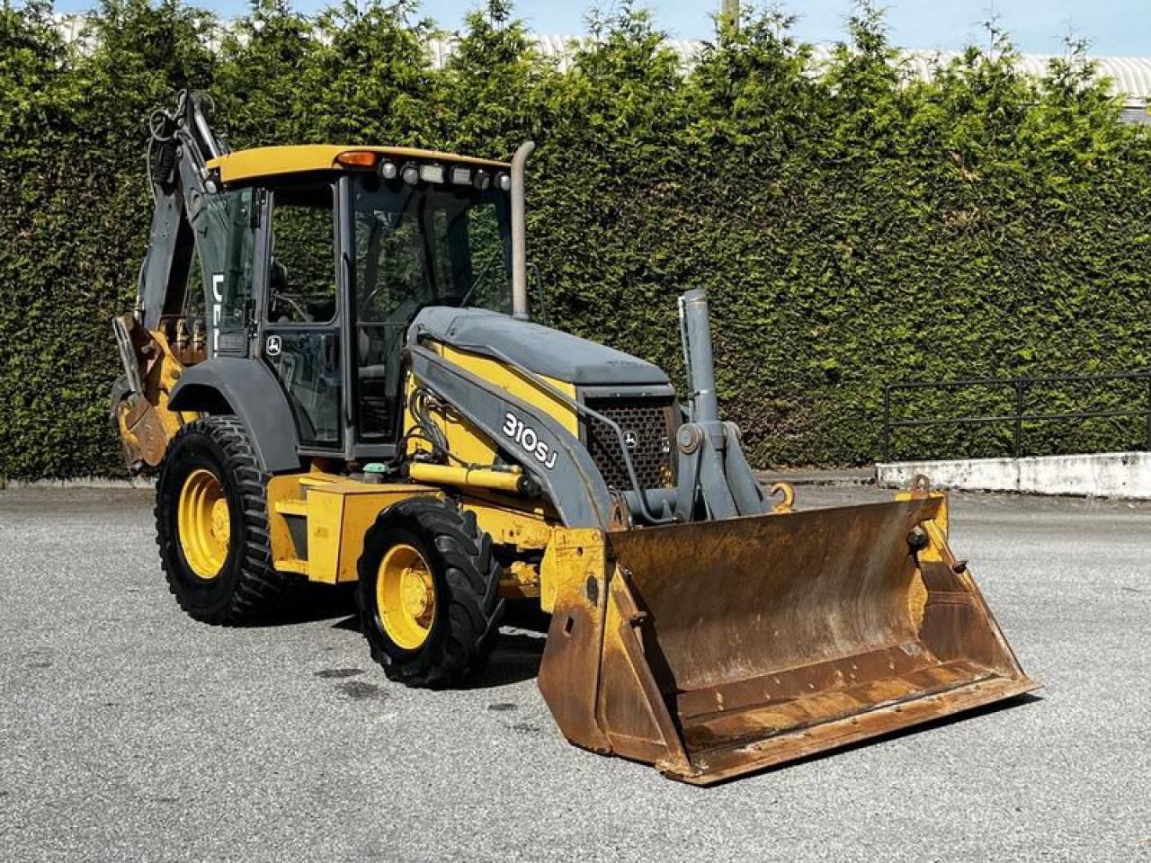 Used 2011 John Deere 310SJ Front-End Loader Extended Backhoe 4-in-1 92 inch Bucket 4x4 Diesel for sale in Burnaby, BC