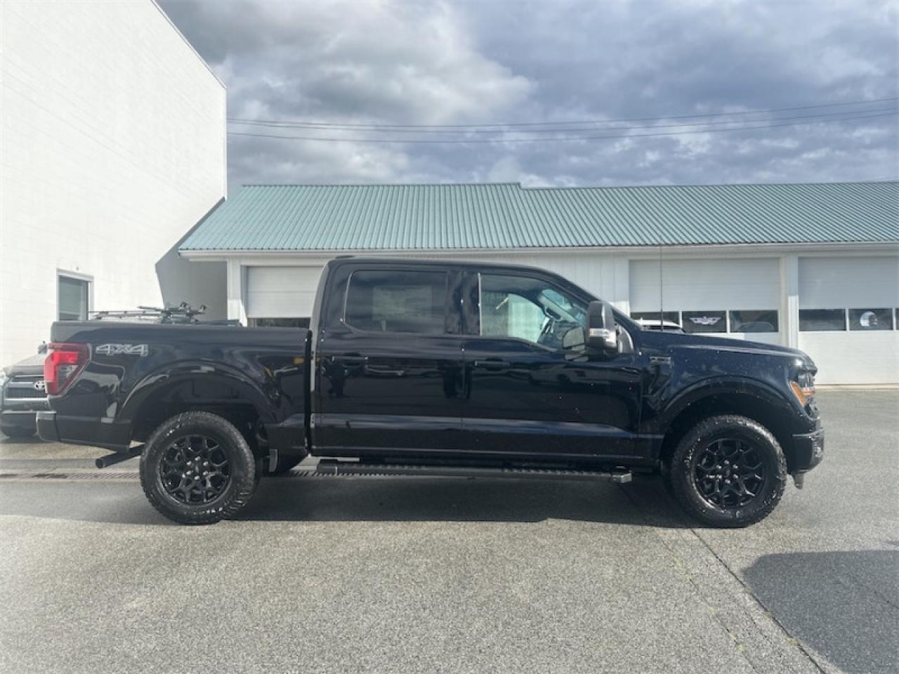 2025 Ford F-150 XLT  - Tow Package Photo5