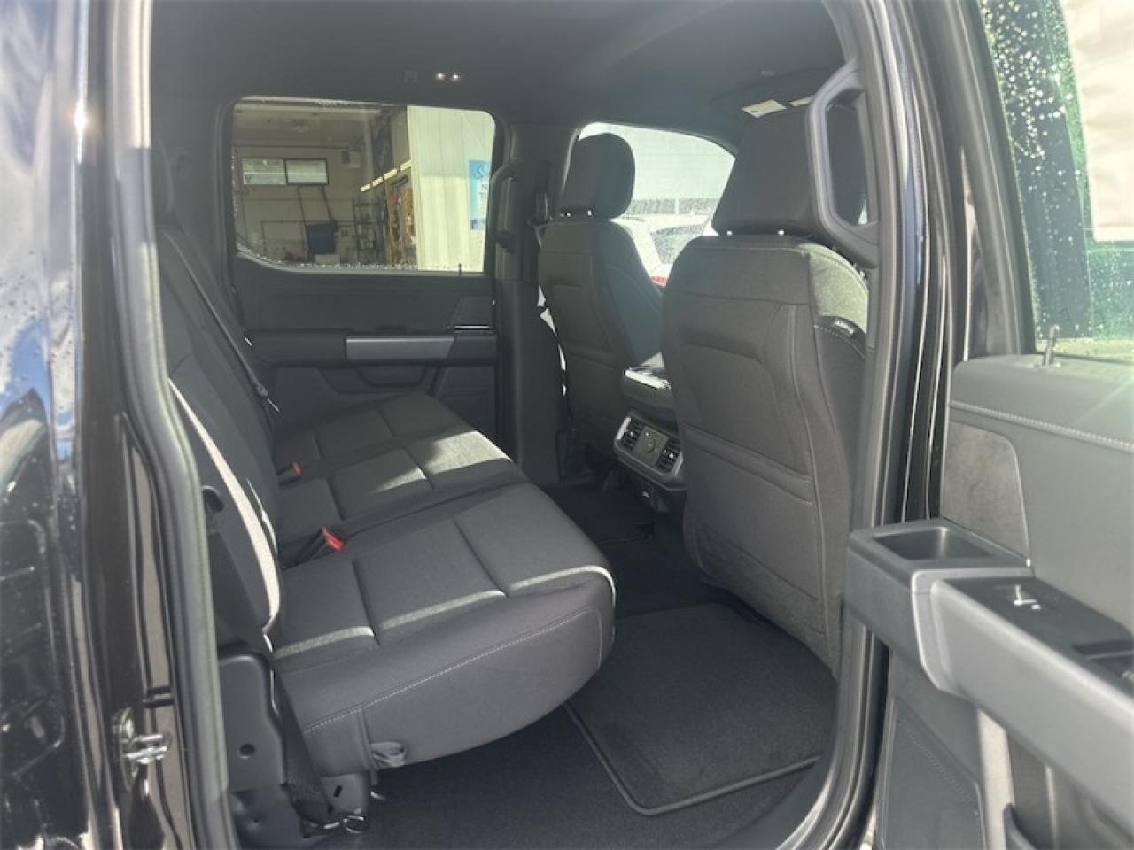 2025 Ford F-150 XLT  - Tow Package Photo5