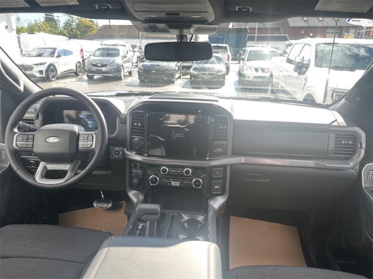 2025 Ford F-150 XLT  - Tow Package Photo5