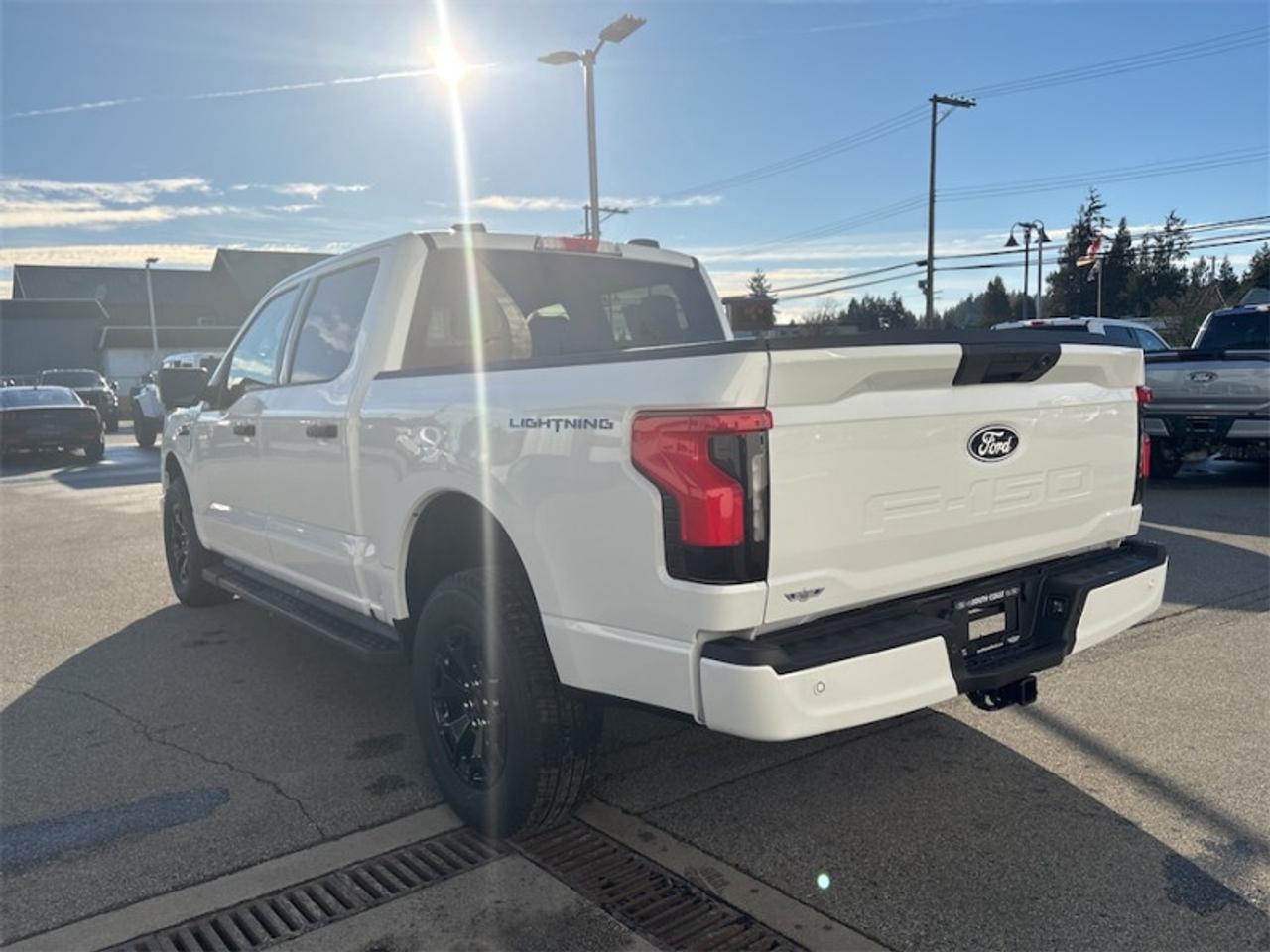 2025 Ford F-150 Lightning XLT  -  Heated Seats Photo2