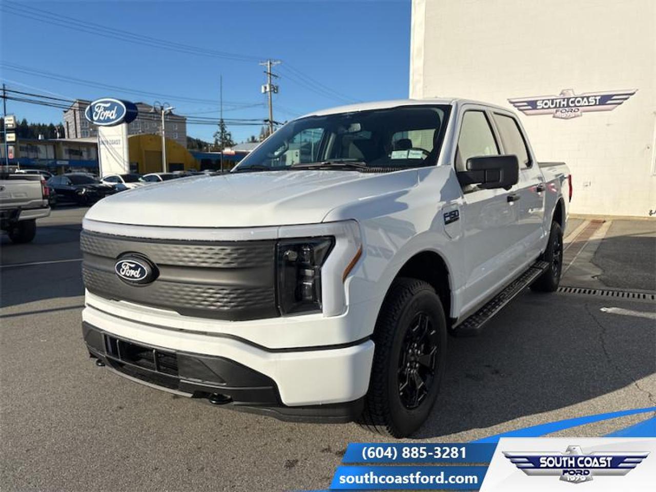 2025 Ford F-150 Lightning XLT  -  Heated Seats Photo0