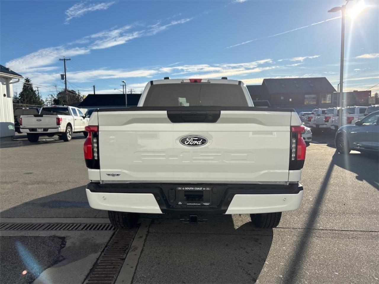 2025 Ford F-150 Lightning XLT  -  Heated Seats Photo3