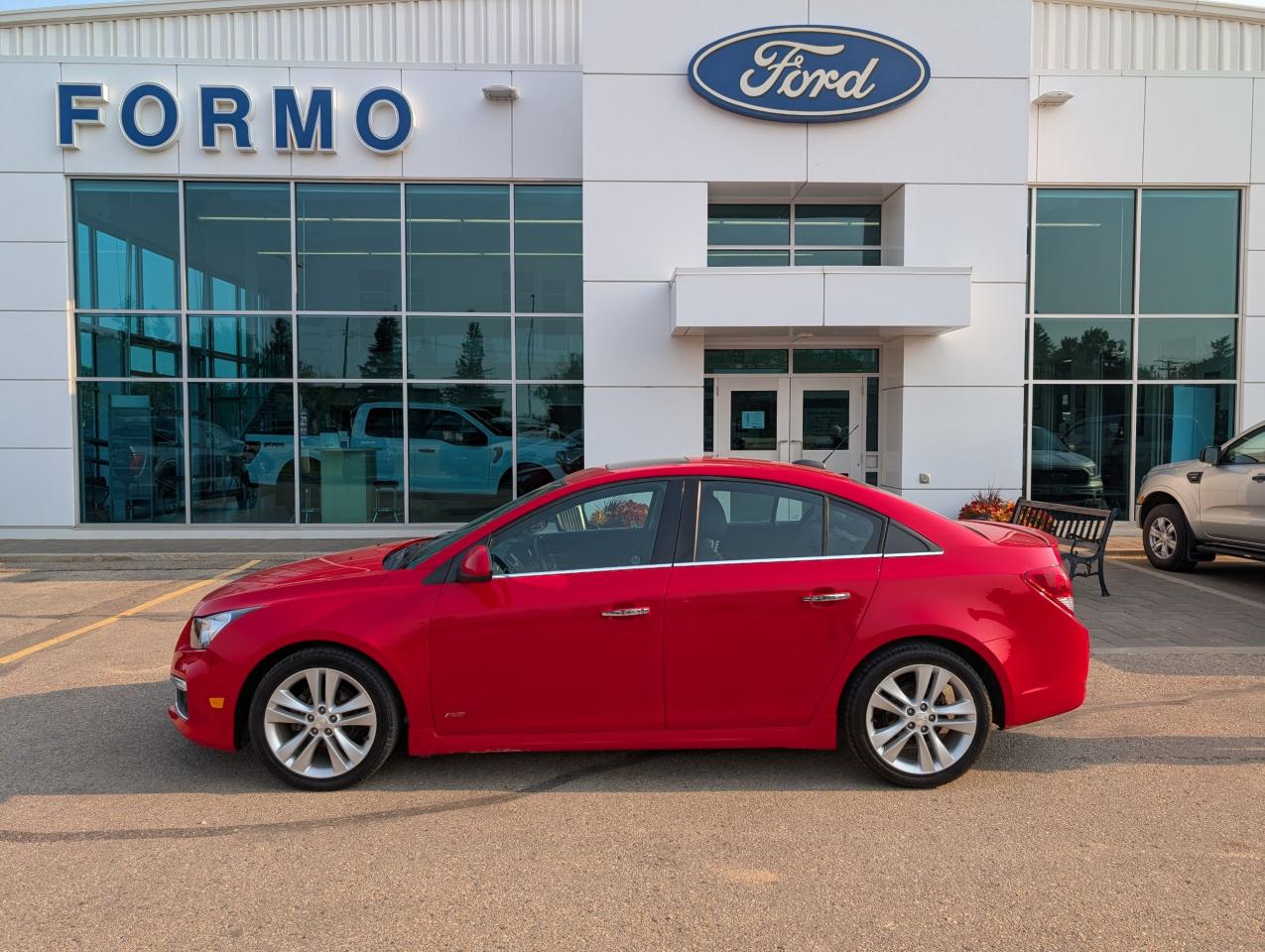 2015 Chevrolet Cruze 2LT Photo0