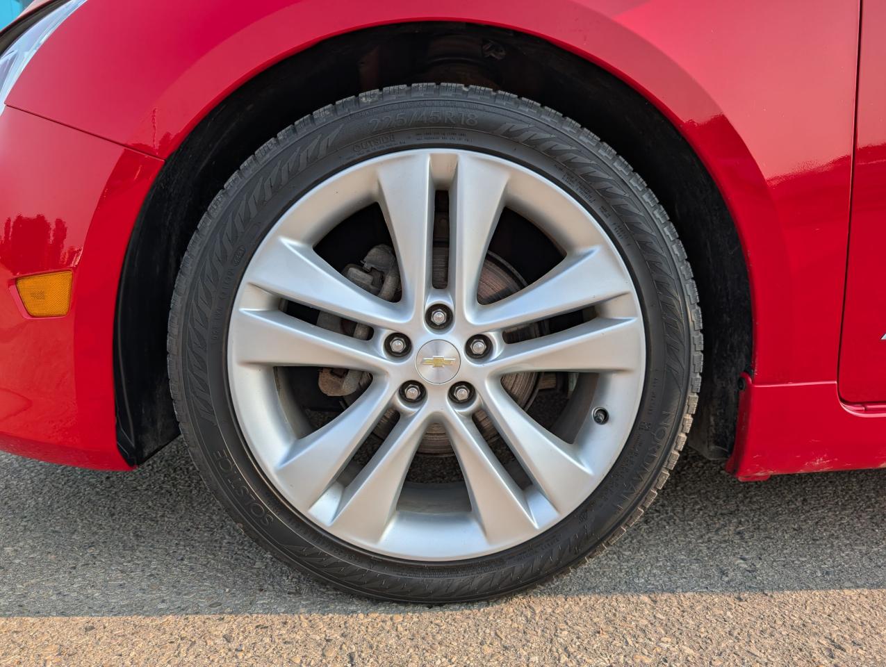 2015 Chevrolet Cruze 2LT Photo5