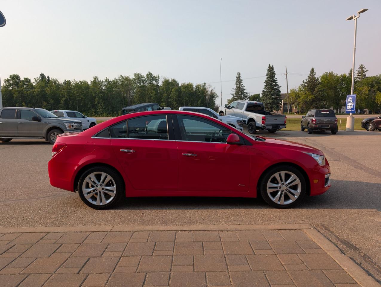 2015 Chevrolet Cruze 2LT Photo4