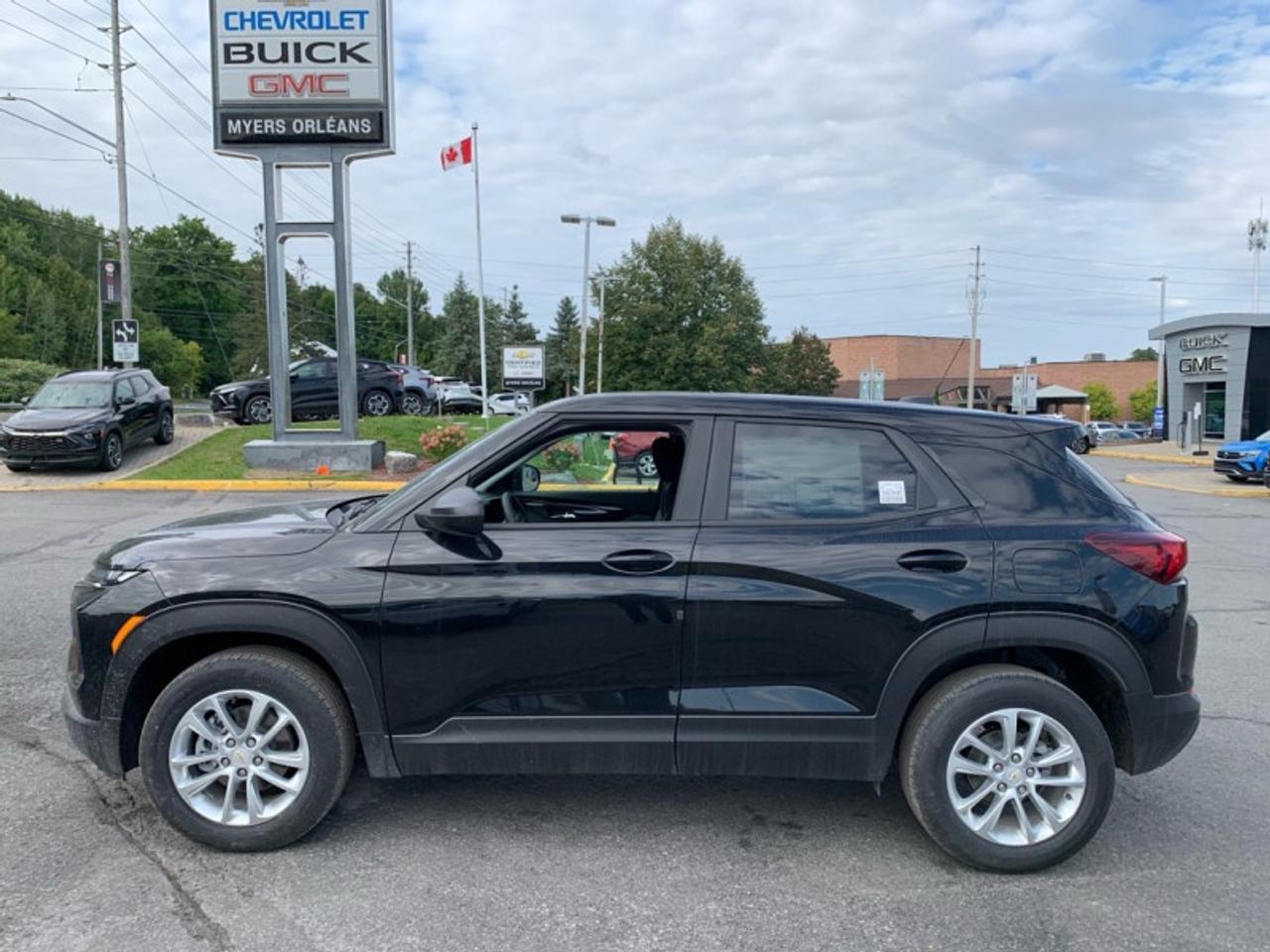 2026 Chevrolet TrailBlazer LS  - Apple CarPlay Photo