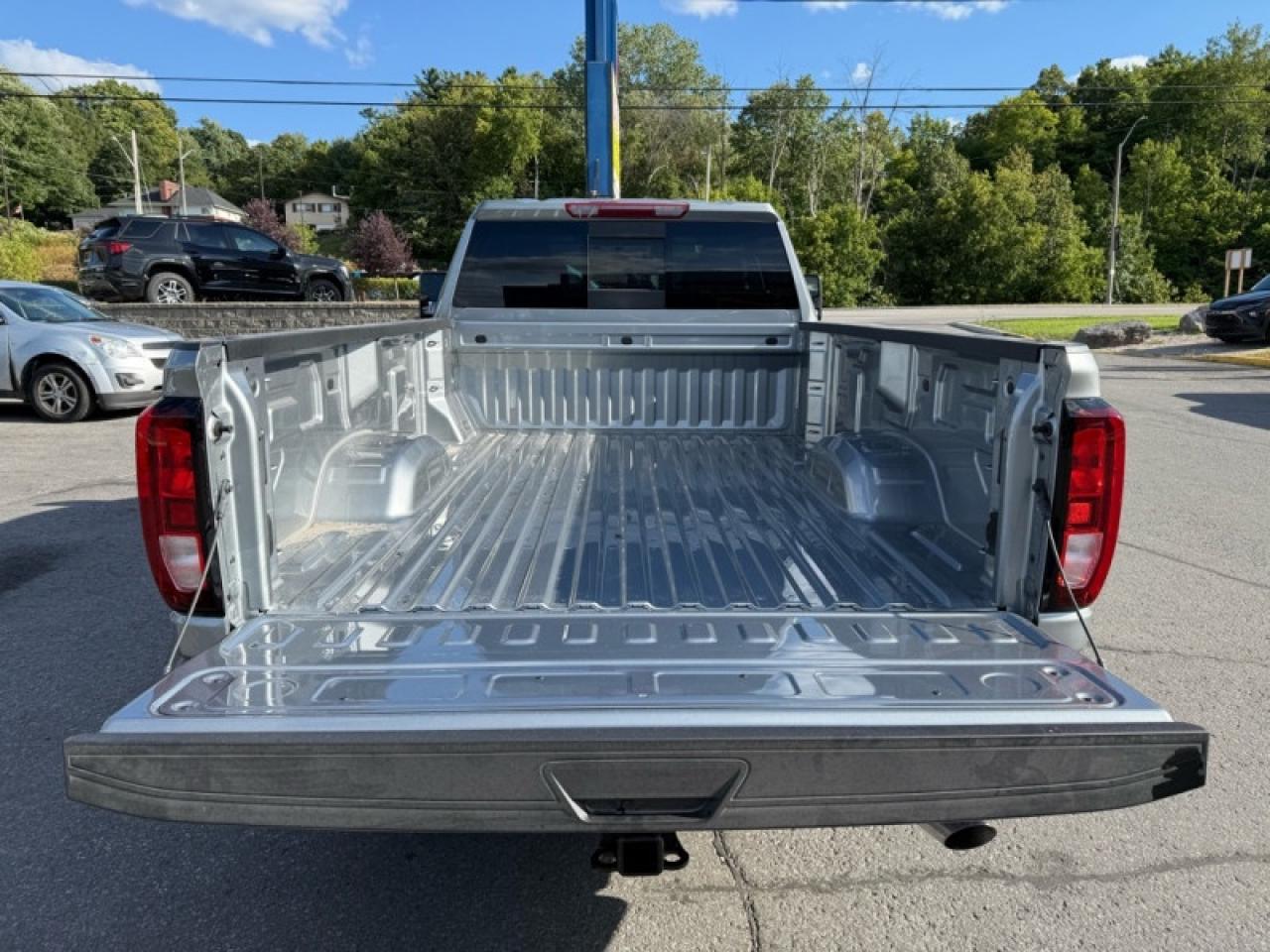 2025 GMC Sierra 2500 HD SLE  - Remote Start Photo