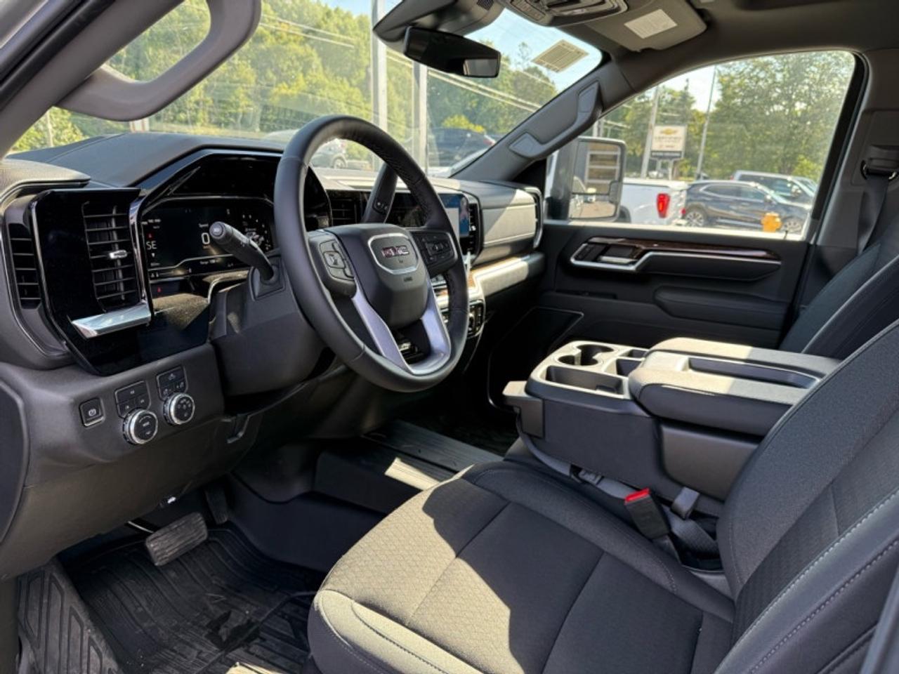 2025 GMC Sierra 2500 HD SLE  - Remote Start Photo