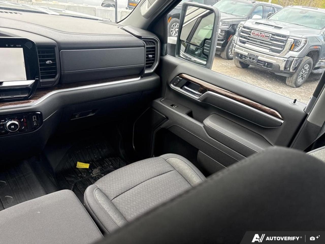 2025 GMC Sierra 2500 HD SLE  - Remote Start Photo