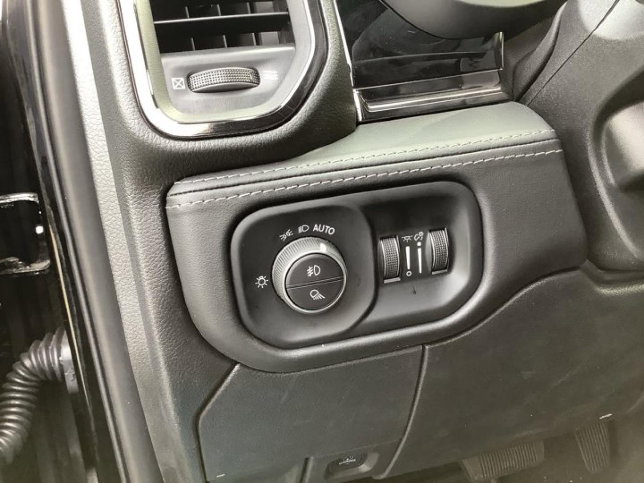 12617274