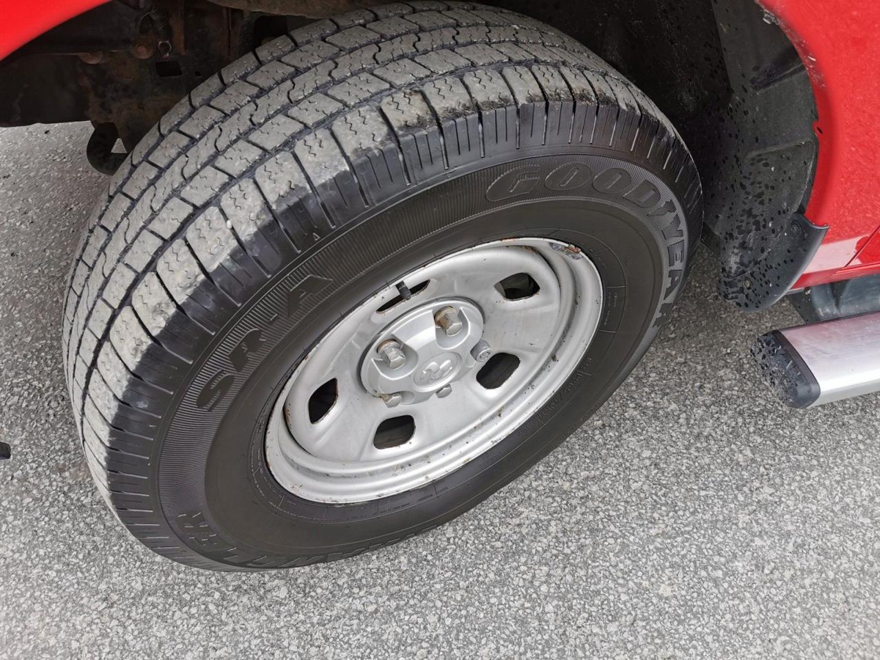 12617562