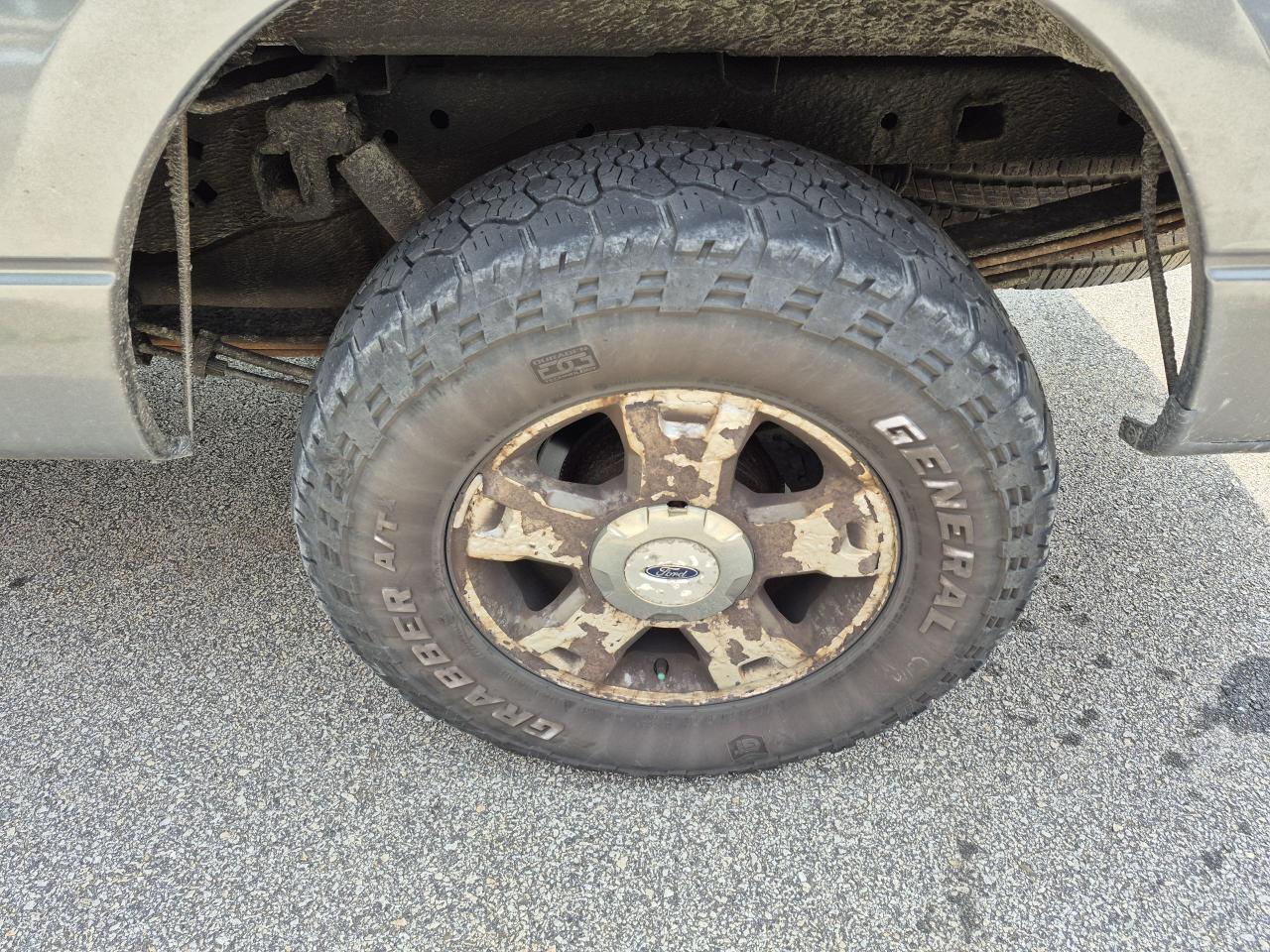 2010 Ford F-150 Supercrew XT AS - IS Photo13