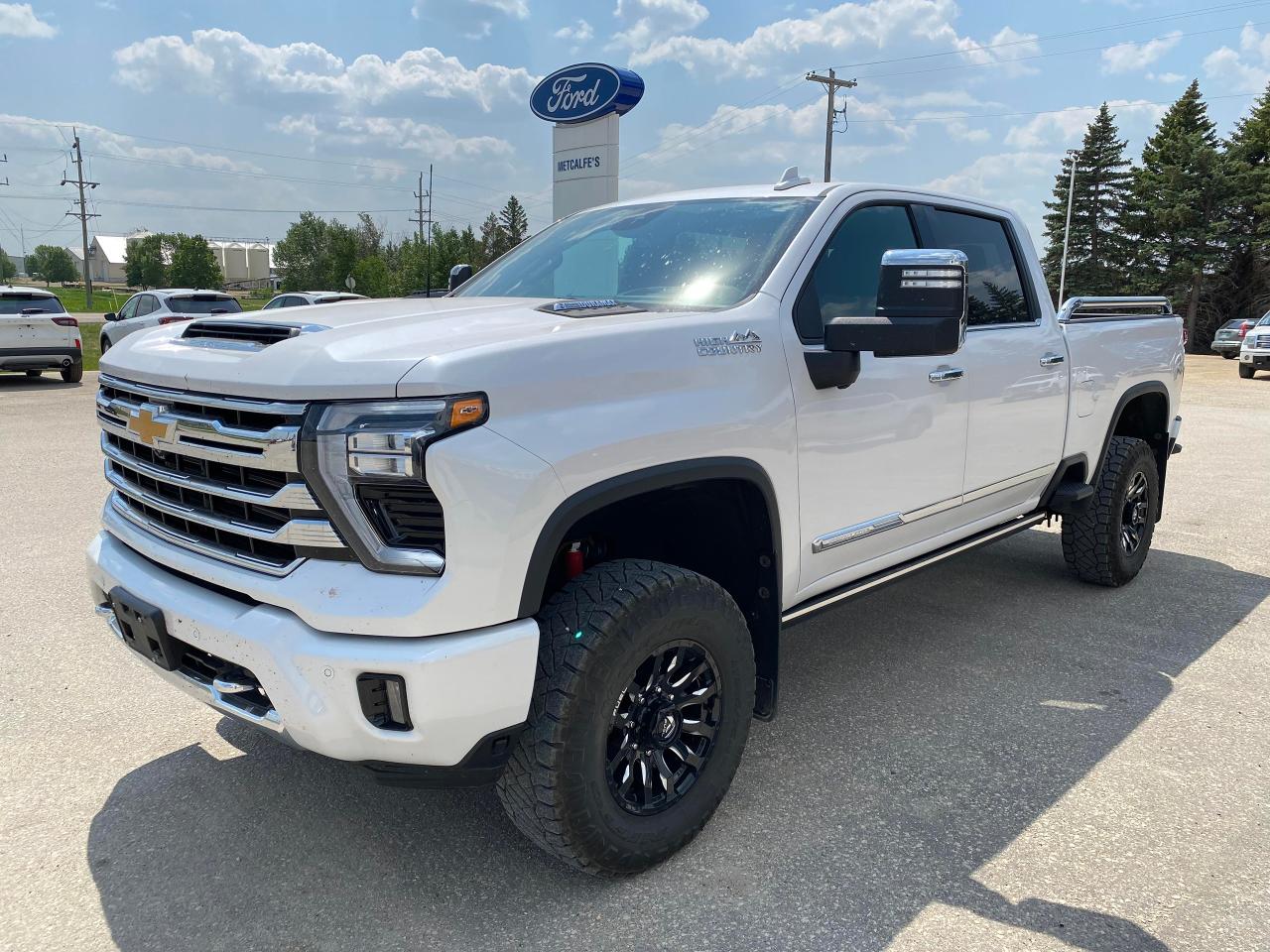 2024 Chevrolet Silverado 2500 HIGH COUNTRY 2 SETS OF TIRES & RIMS Photo