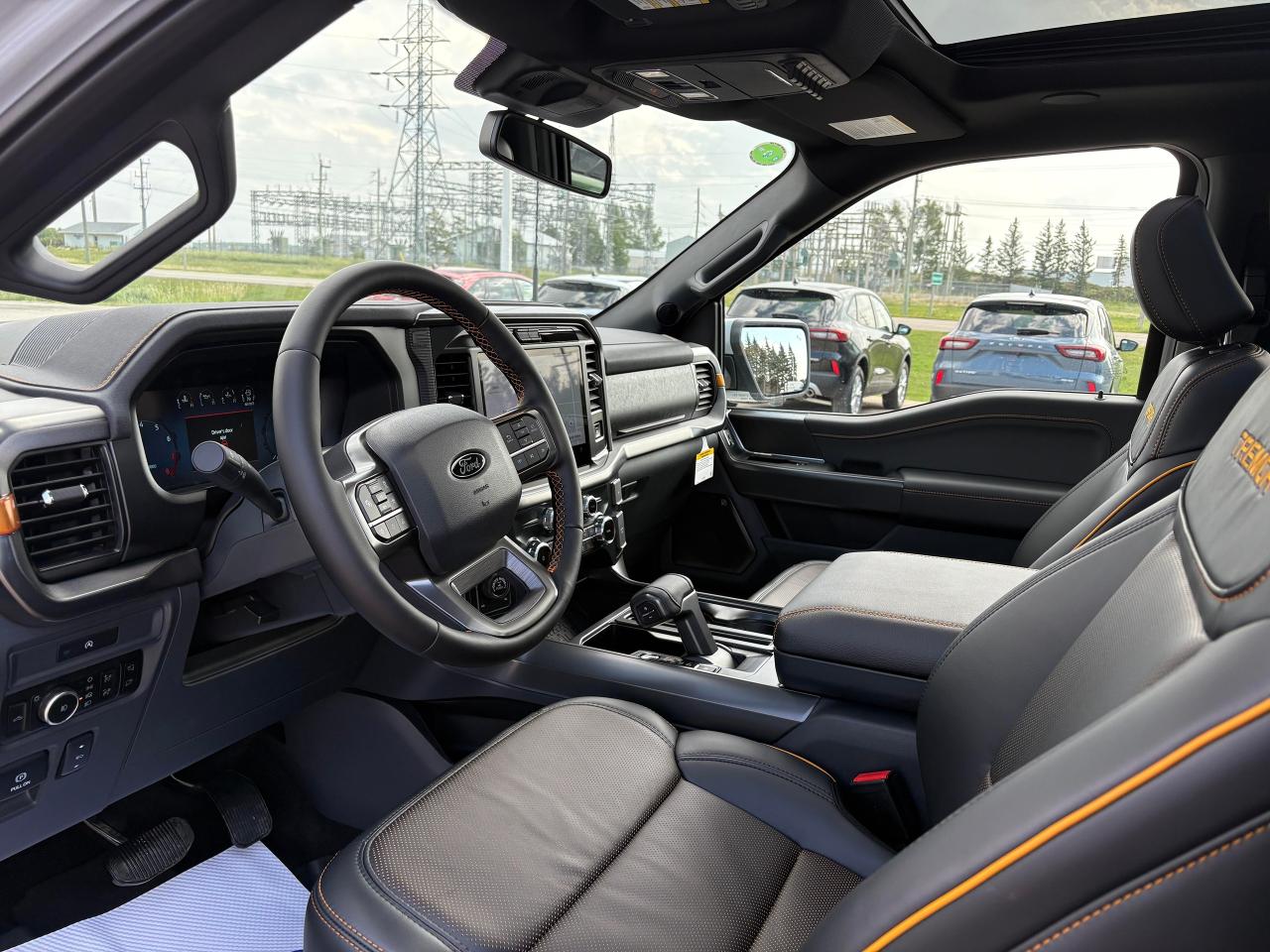 2025 Ford F-150 Tremor 4WD SuperCrew 5.5' Box Photo5