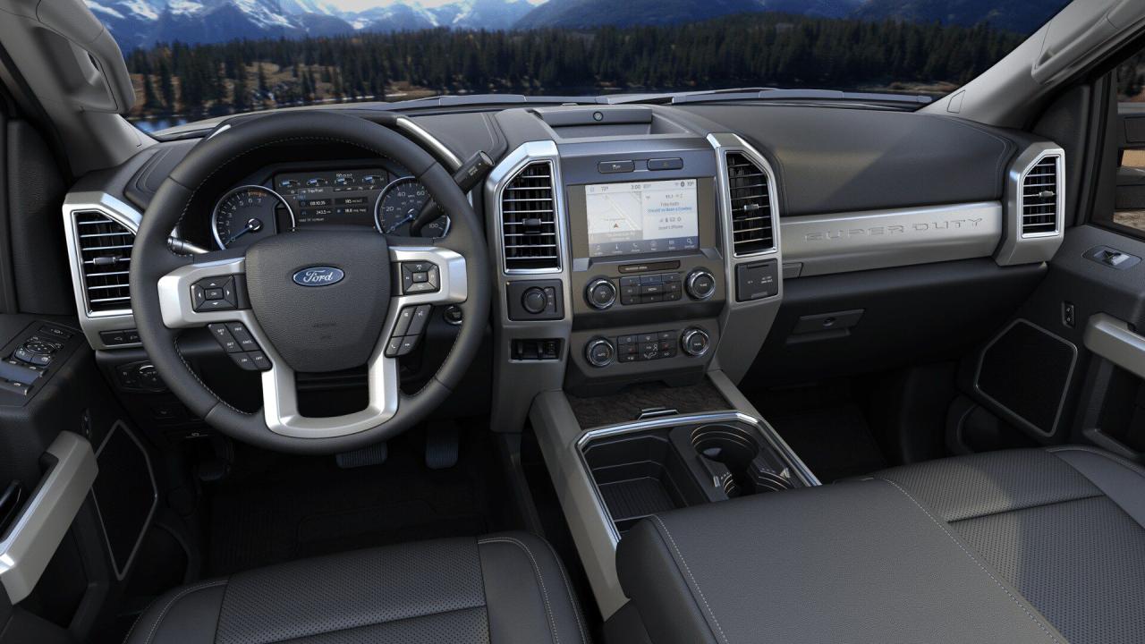 2020 Ford F-350 Super Duty 4X4 LARIAT Photo6