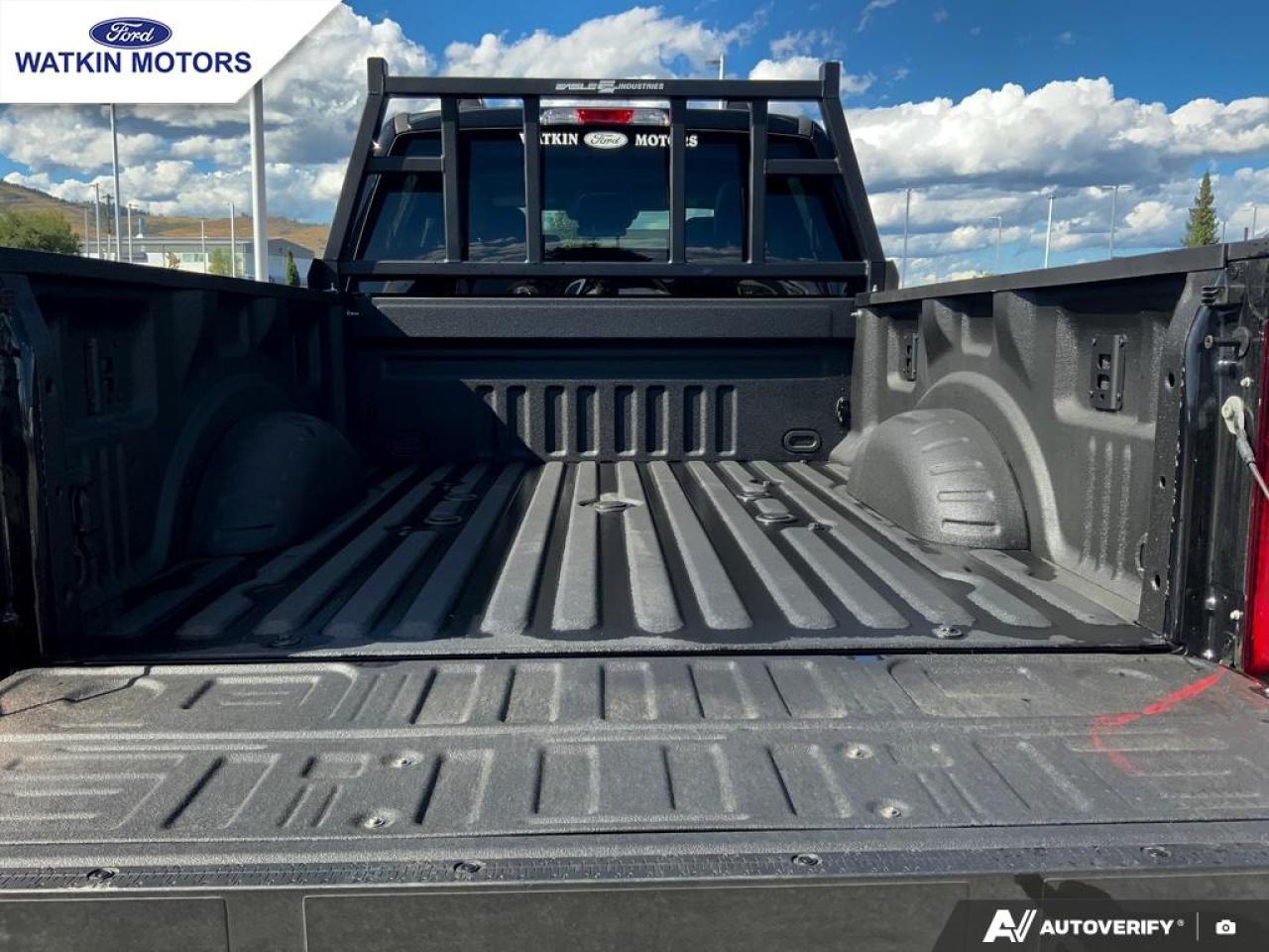 2025 Ford F-350 Super Duty SRW XLT Photo15