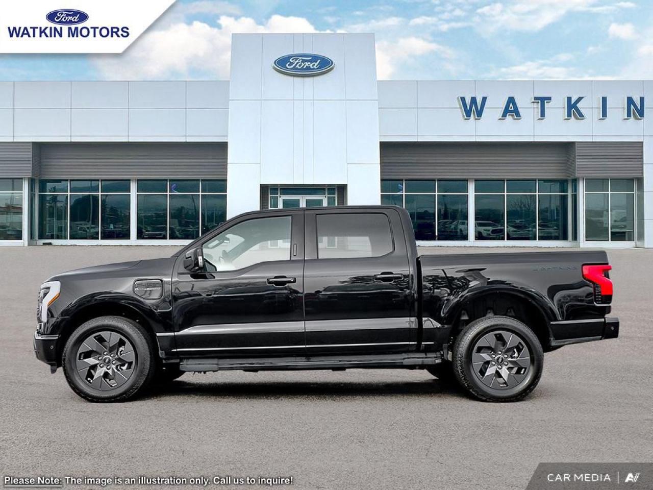2025 Ford F-150 Lightning Lariat Photo24