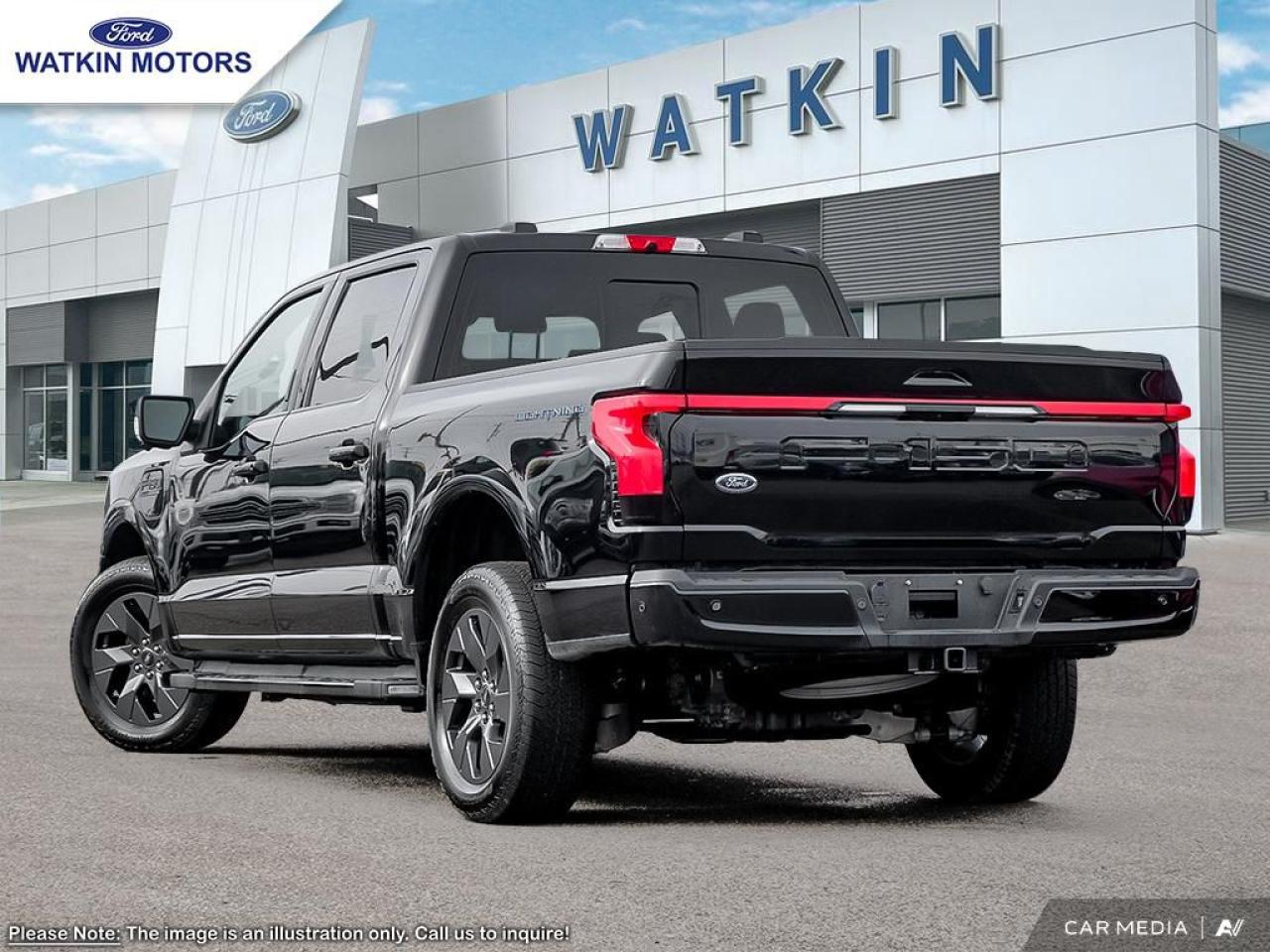 2025 Ford F-150 Lightning Lariat Photo3