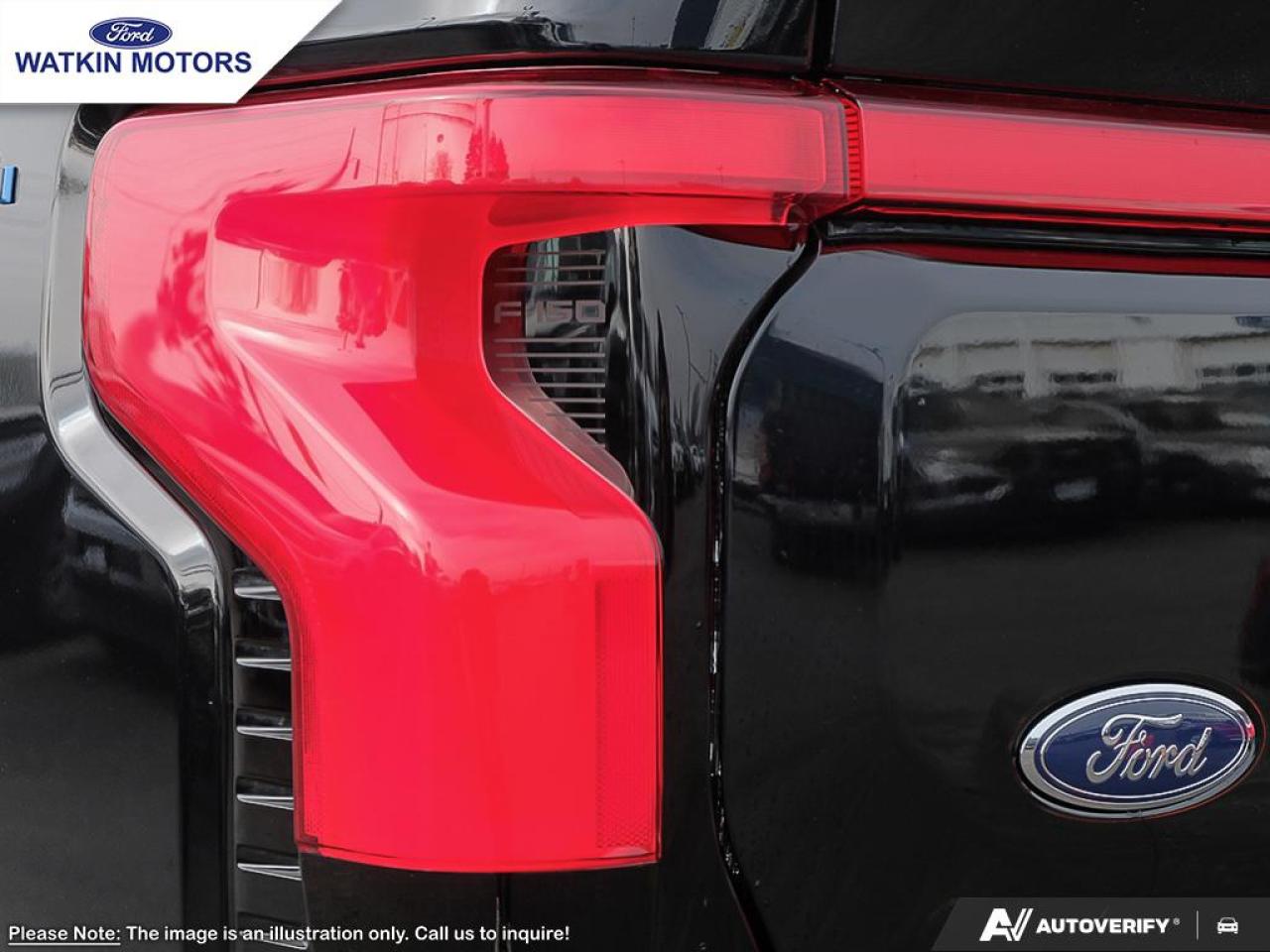 2025 Ford F-150 Lightning Lariat Photo9