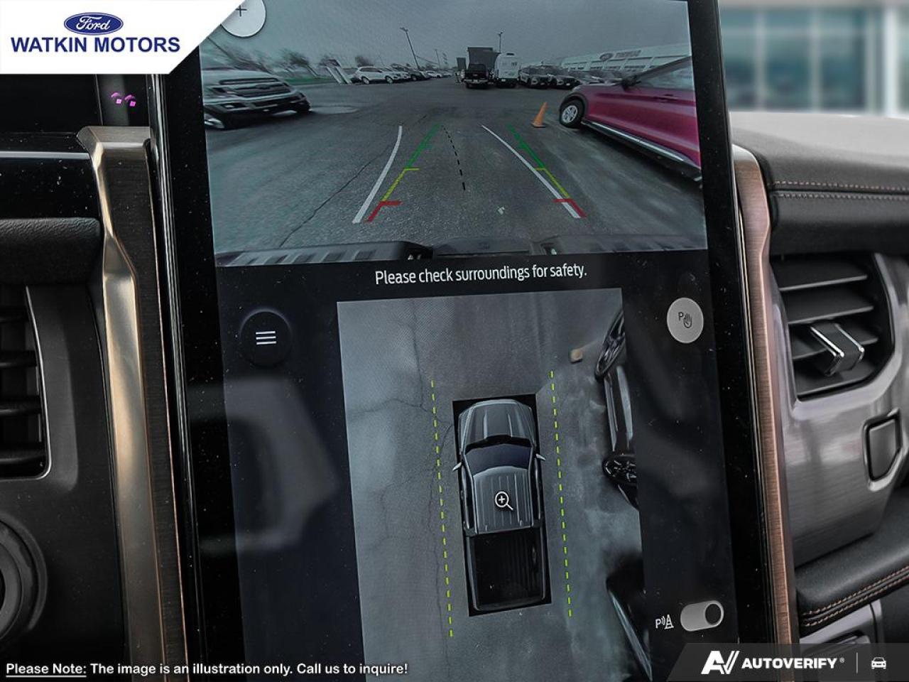 2025 Ford F-150 Lightning Lariat Photo16