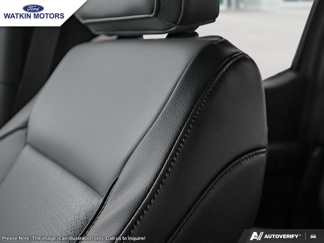 2025 Ford F-150 Lightning Lariat Photo18