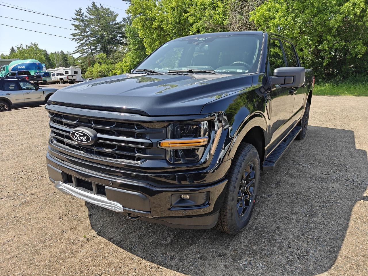 New 2025 Ford F-150 4X4 SUPERCREW XLT 302A for sale in Killaloe, ON