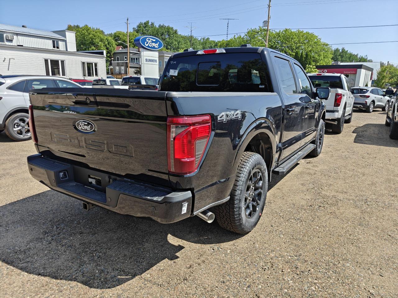 2025 Ford F-150 4X4 SUPERCREW XLT 302A Photo5
