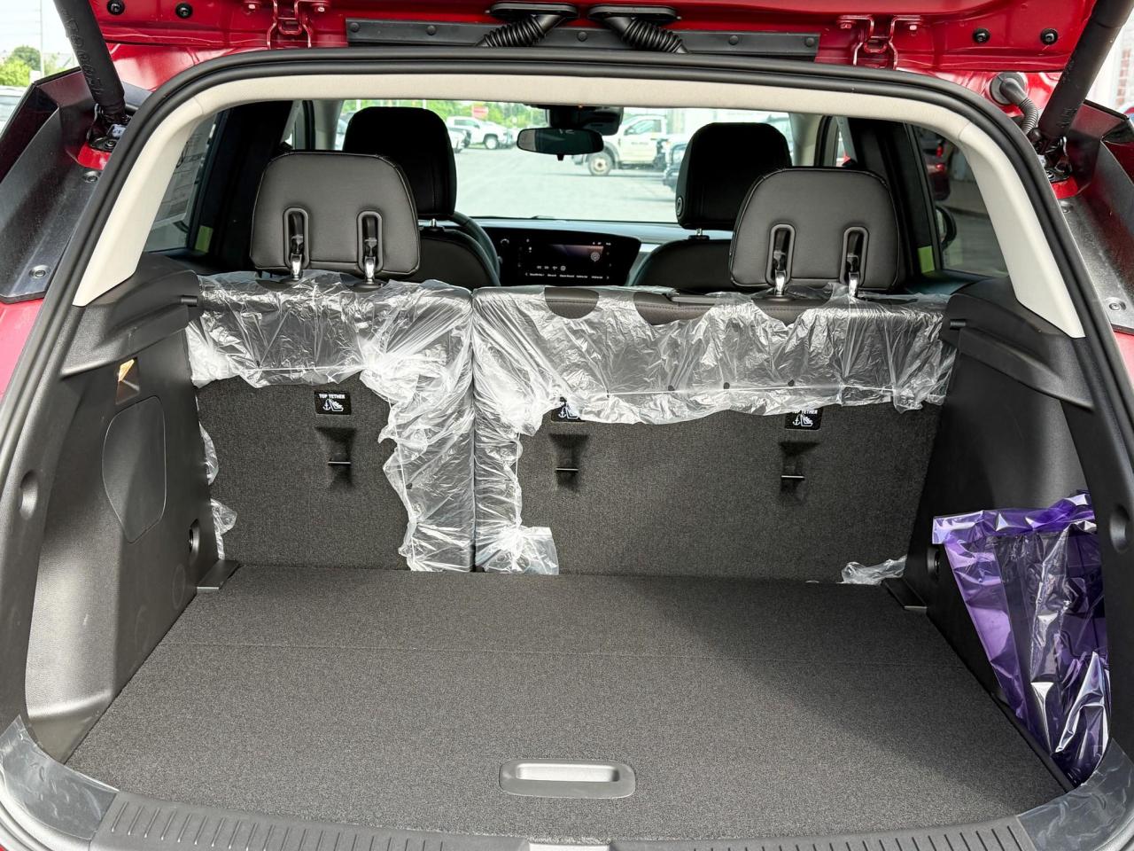 2026 Buick Encore GX Sport Touring 1.3L 3CYL WITH REMOTE START/ENTRY, HEATED SEATS, HEATED STEERING WHEEL, HD SURROUND VISION, APPLE CA Photo4