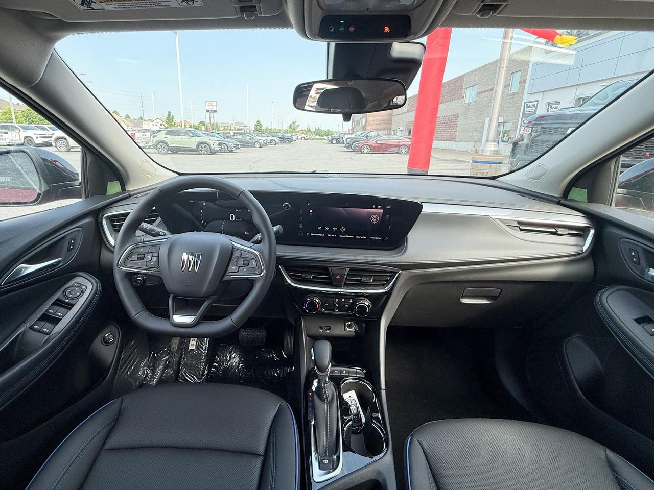 2026 Buick Encore GX Sport Touring 1.3L 3CYL WITH REMOTE START/ENTRY, HEATED SEATS, HEATED STEERING WHEEL, HD SURROUND VISION, APPLE CA Photo