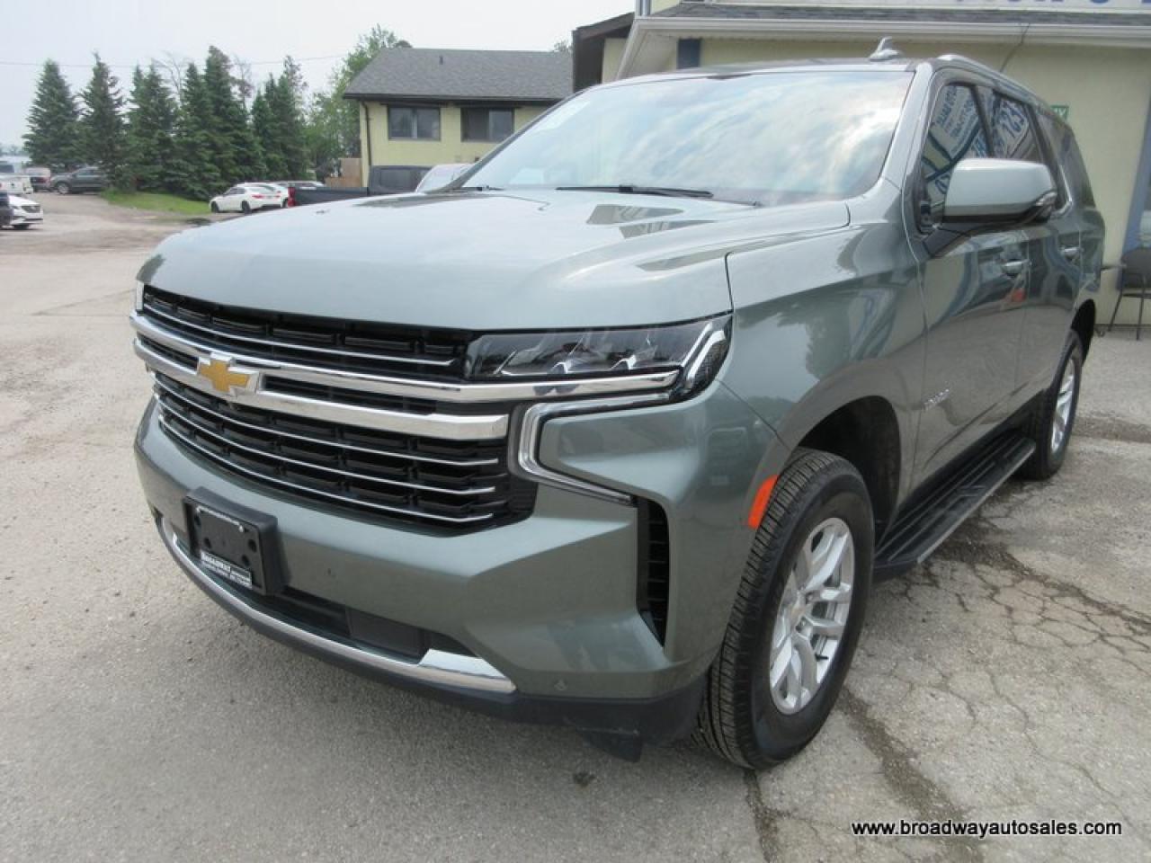2024 Chevrolet Tahoe LOADED LT-PACKAGE 7 PASSENGER 5.3L - V8.. 4X4.. CAPTAINS.. 3RD ROW.. NAVIGATION.. PANORAMIC SUNROOF.. LEATHER.. HEATED SEATS & WHEEL..