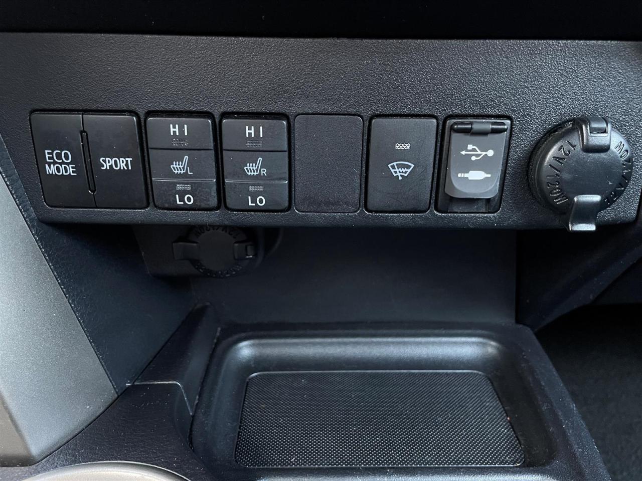 12618255