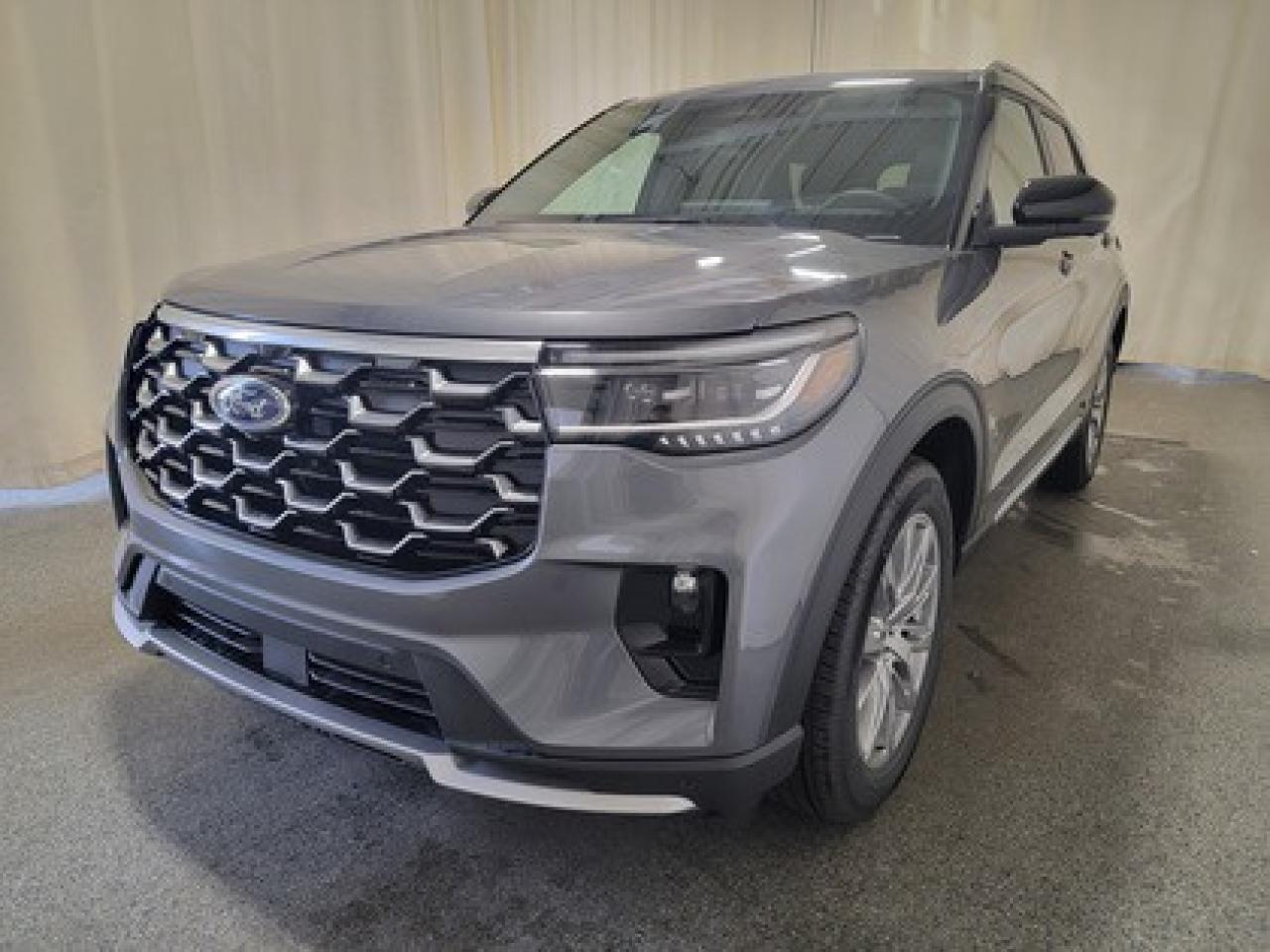 New 2025 Ford Explorer PLATINUM W/ REMOTE VEHICLE START for sale in Regina, SK